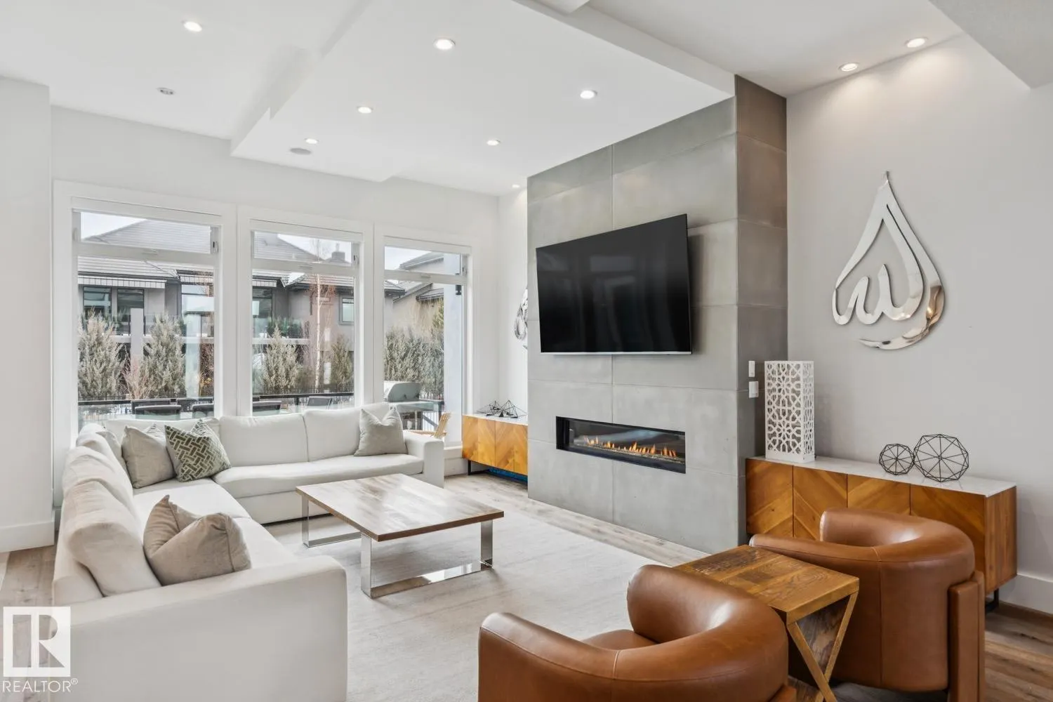 3631 WESTCLIFF Way