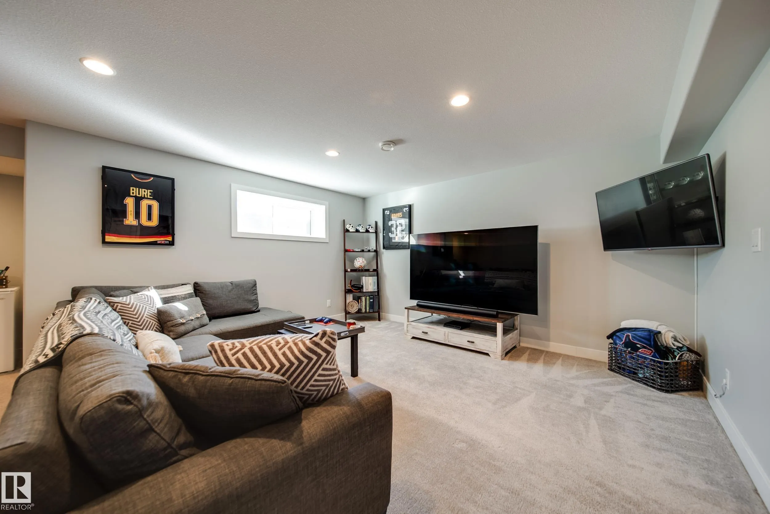 6843 KNOX Loop