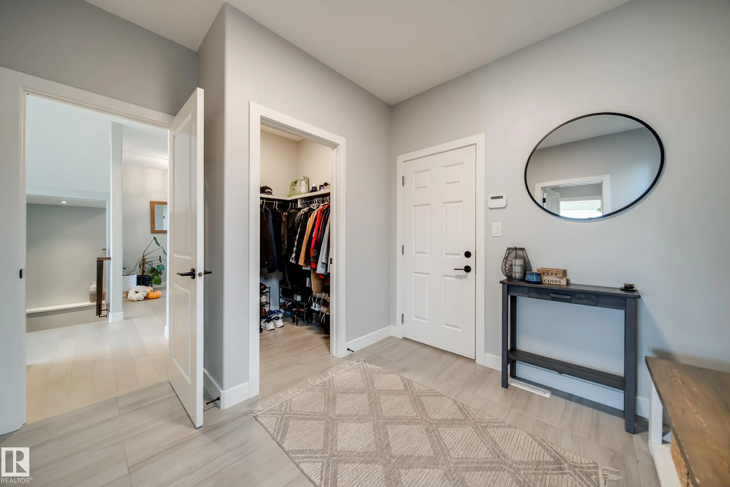 6843 KNOX Loop