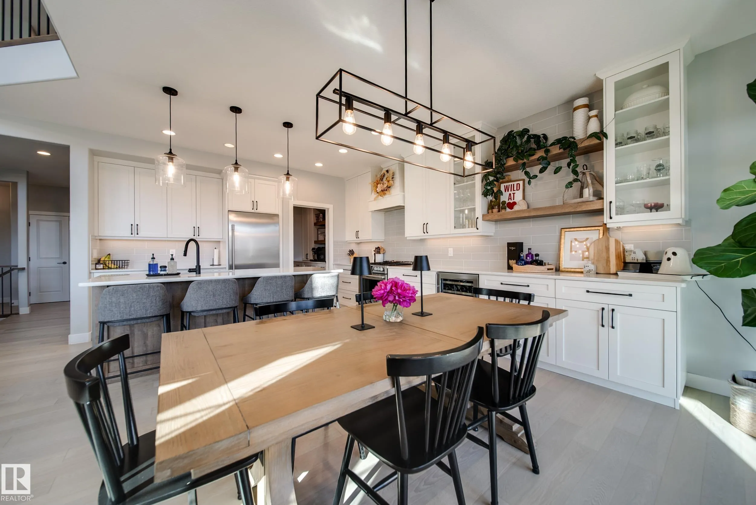 6843 KNOX Loop