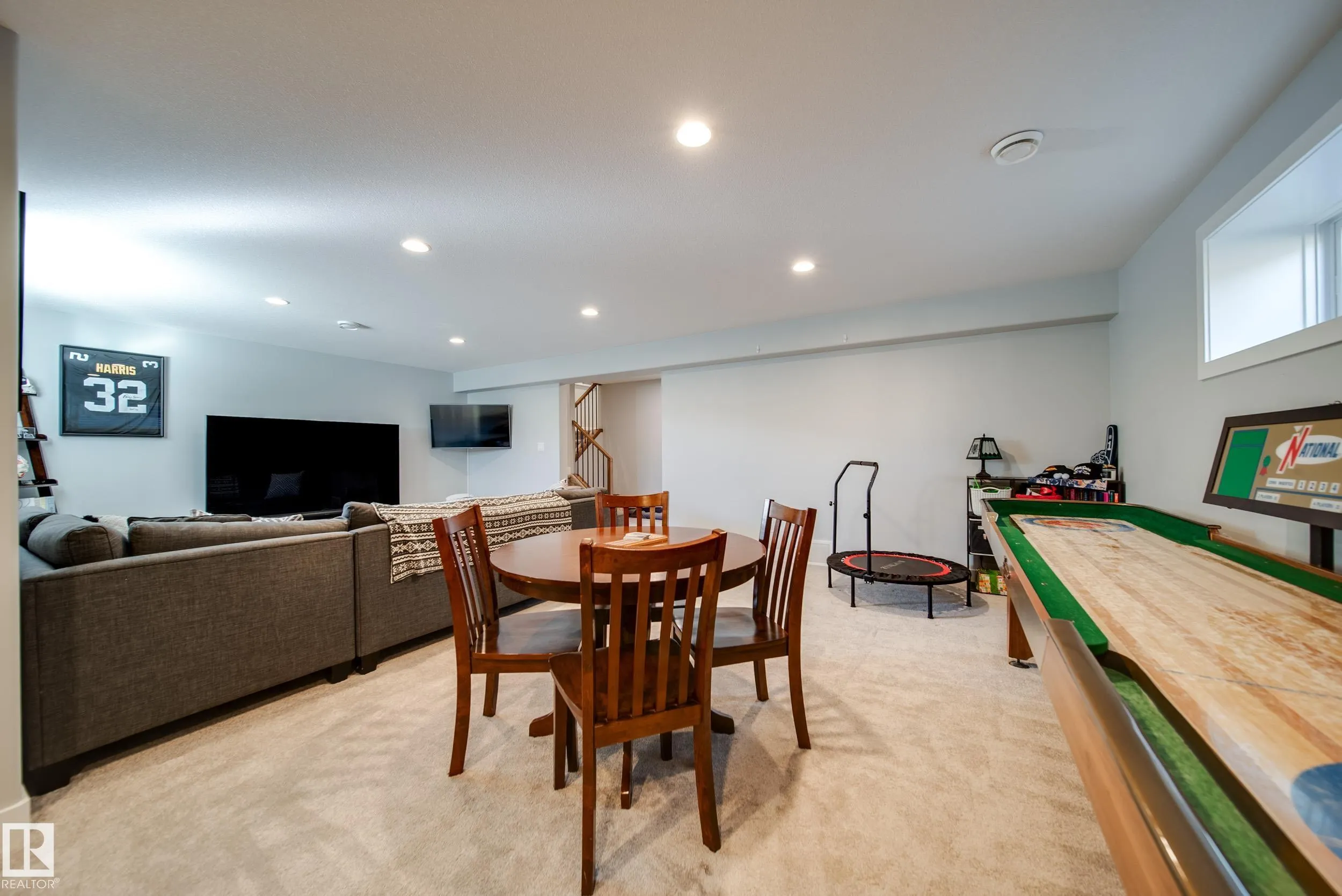 6843 KNOX Loop