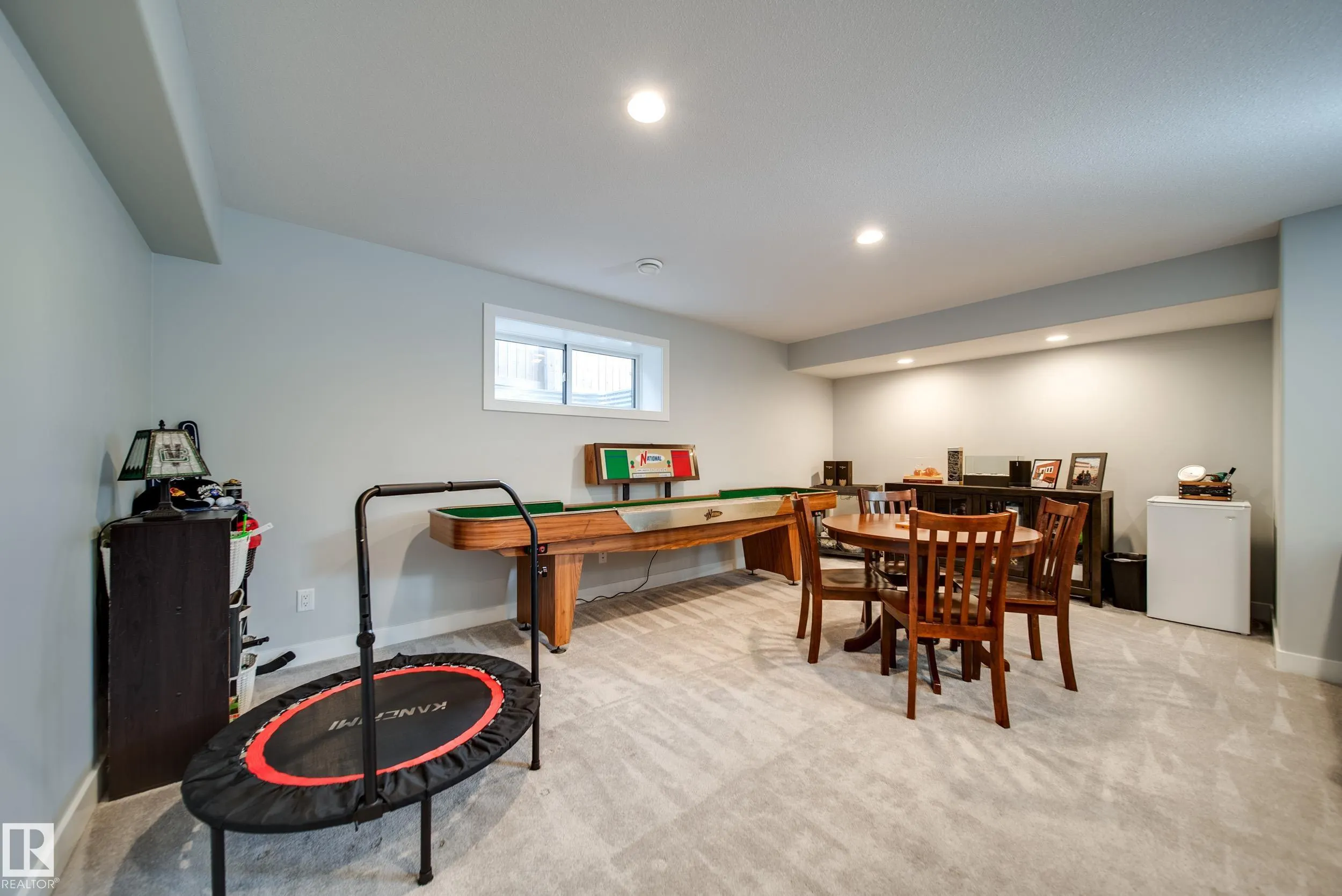 6843 KNOX Loop