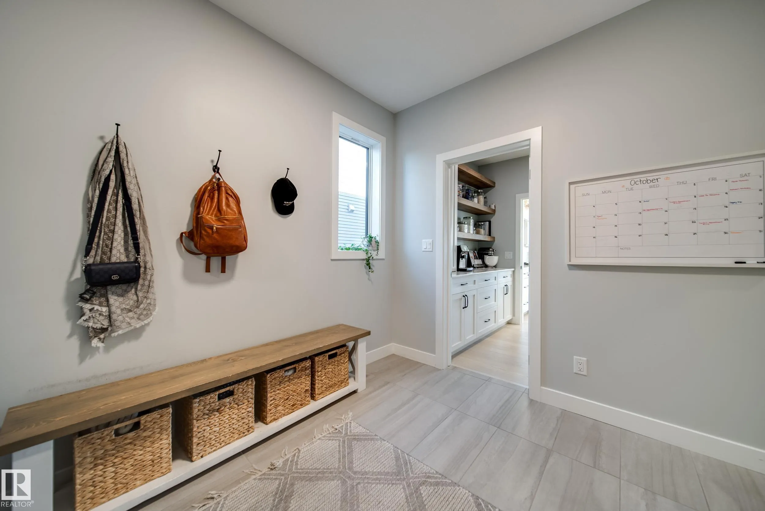 6843 KNOX Loop
