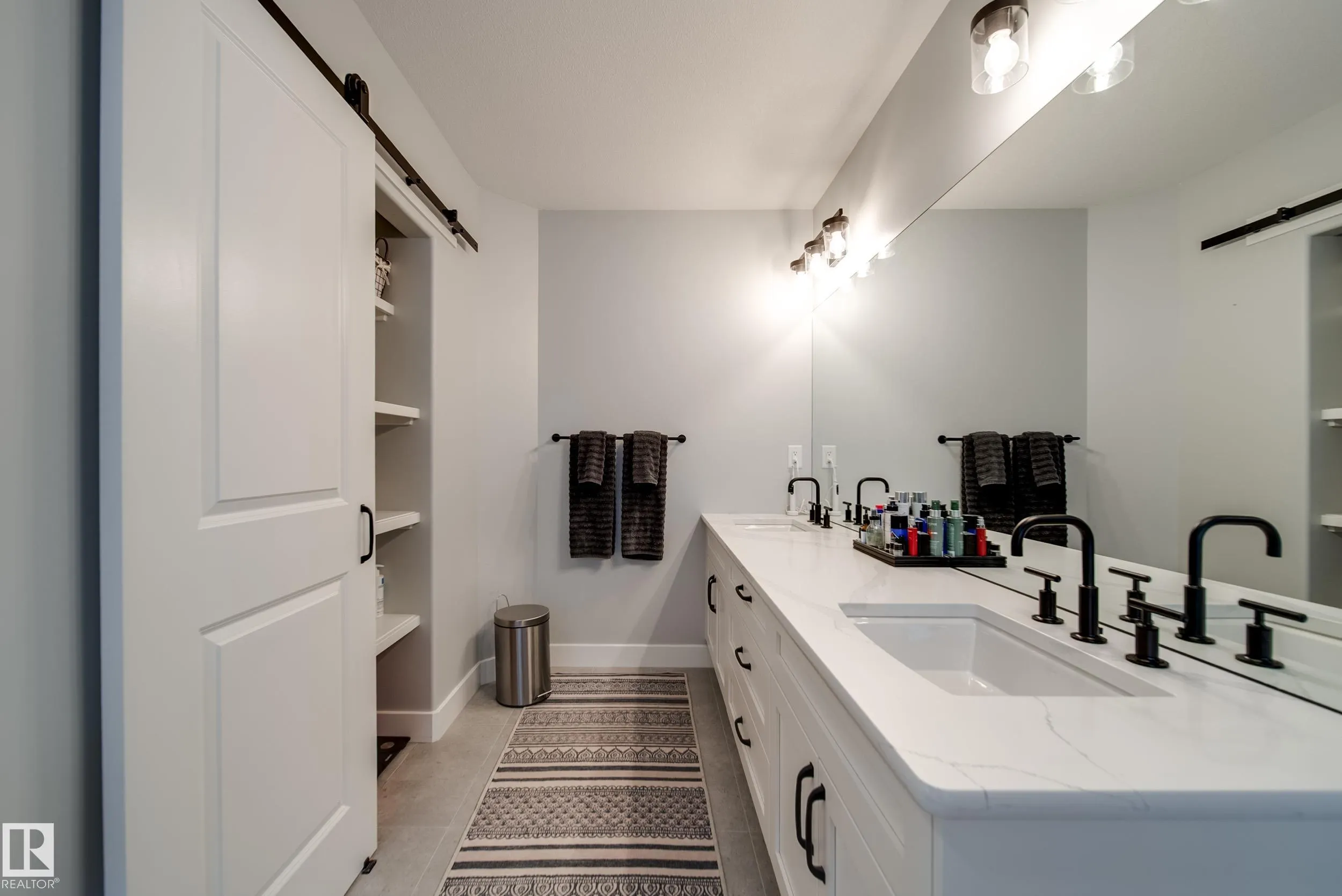 6843 KNOX Loop