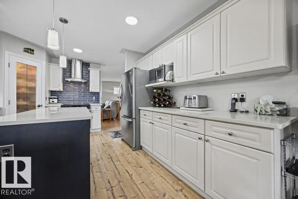 16103 67 Street