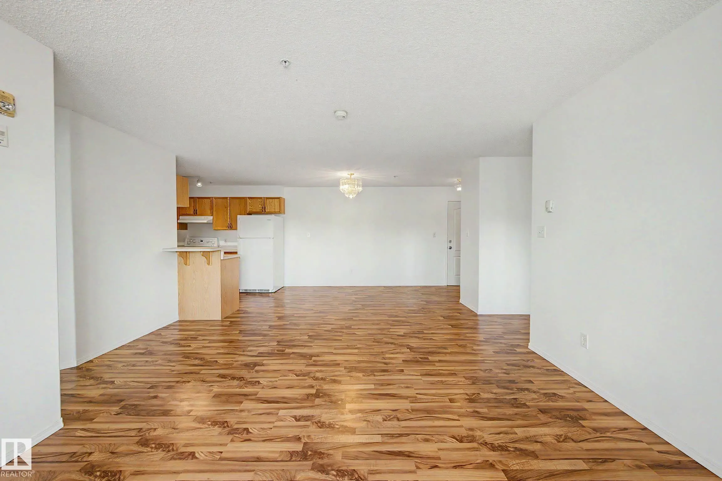 8119 112 Avenue