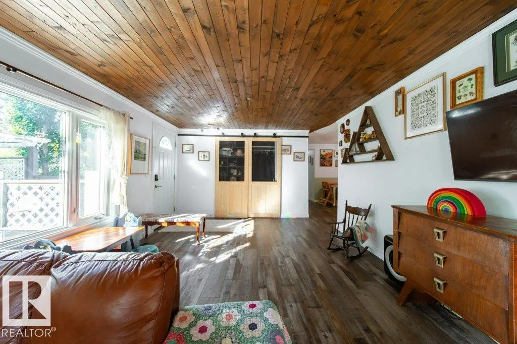 52059 RGE ROAD 220