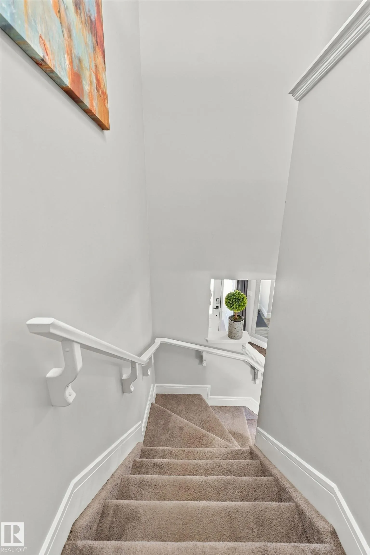 2819 DUKE Crescent