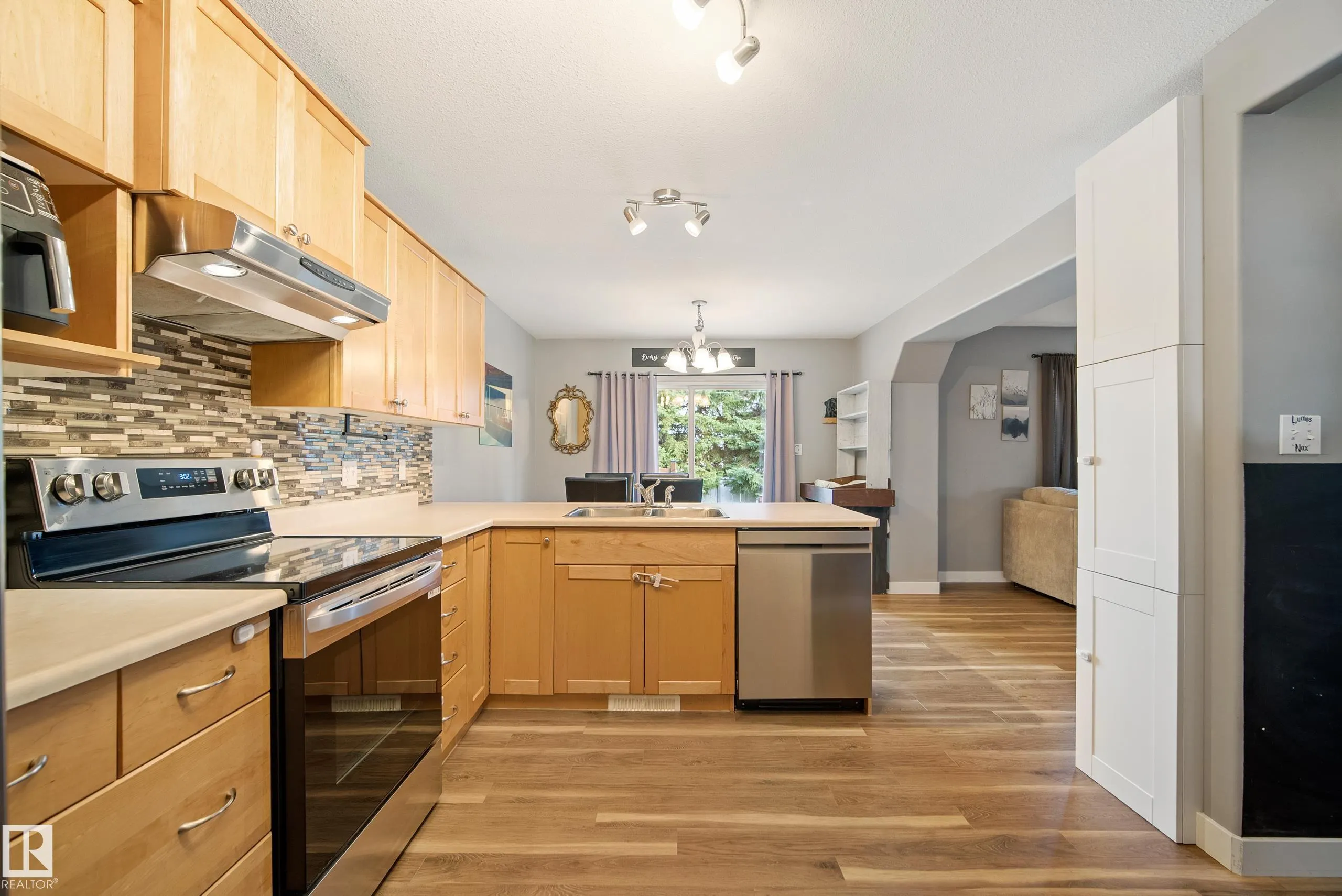 52 HARMONY Crescent
