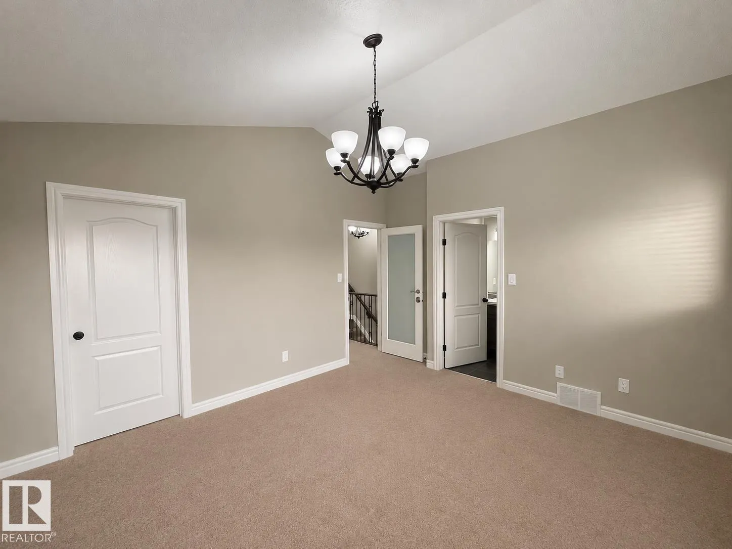 2251 CASEY Crescent