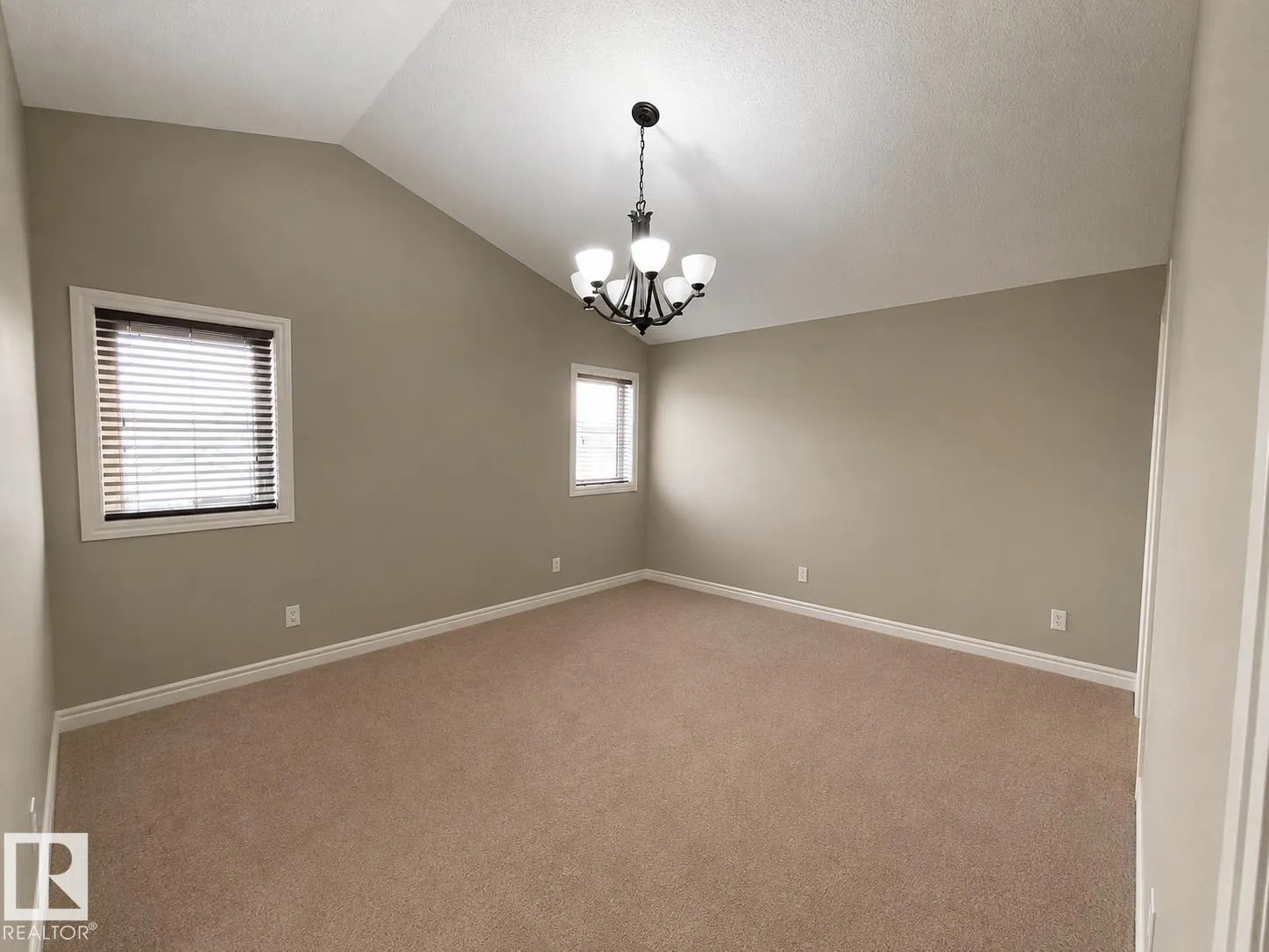 2251 CASEY Crescent