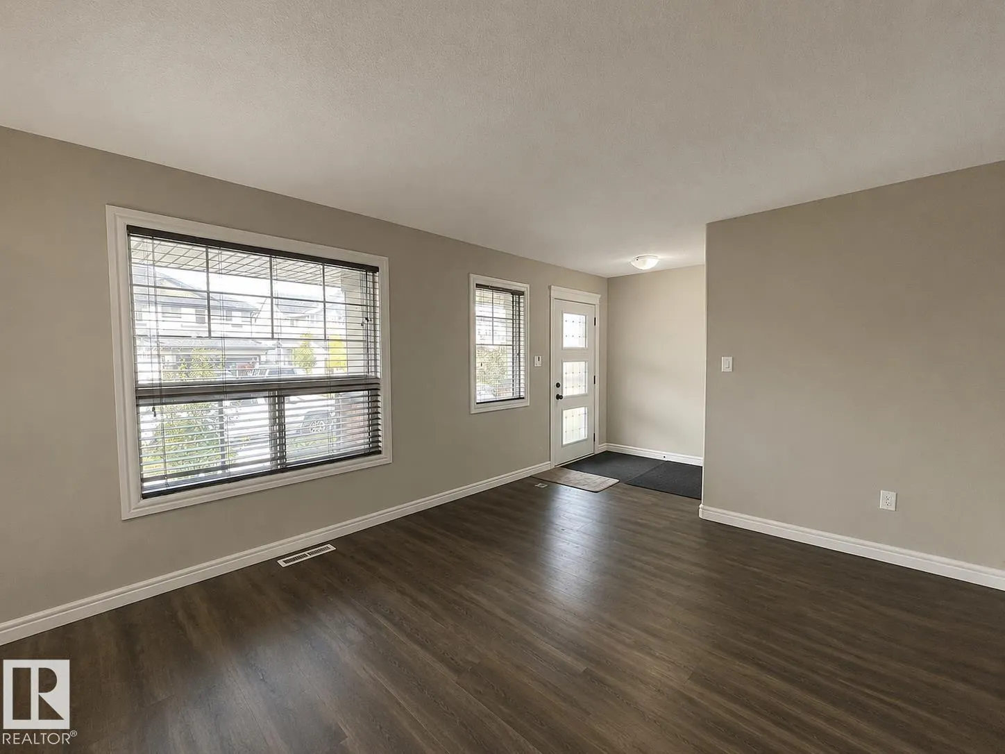 2251 CASEY Crescent