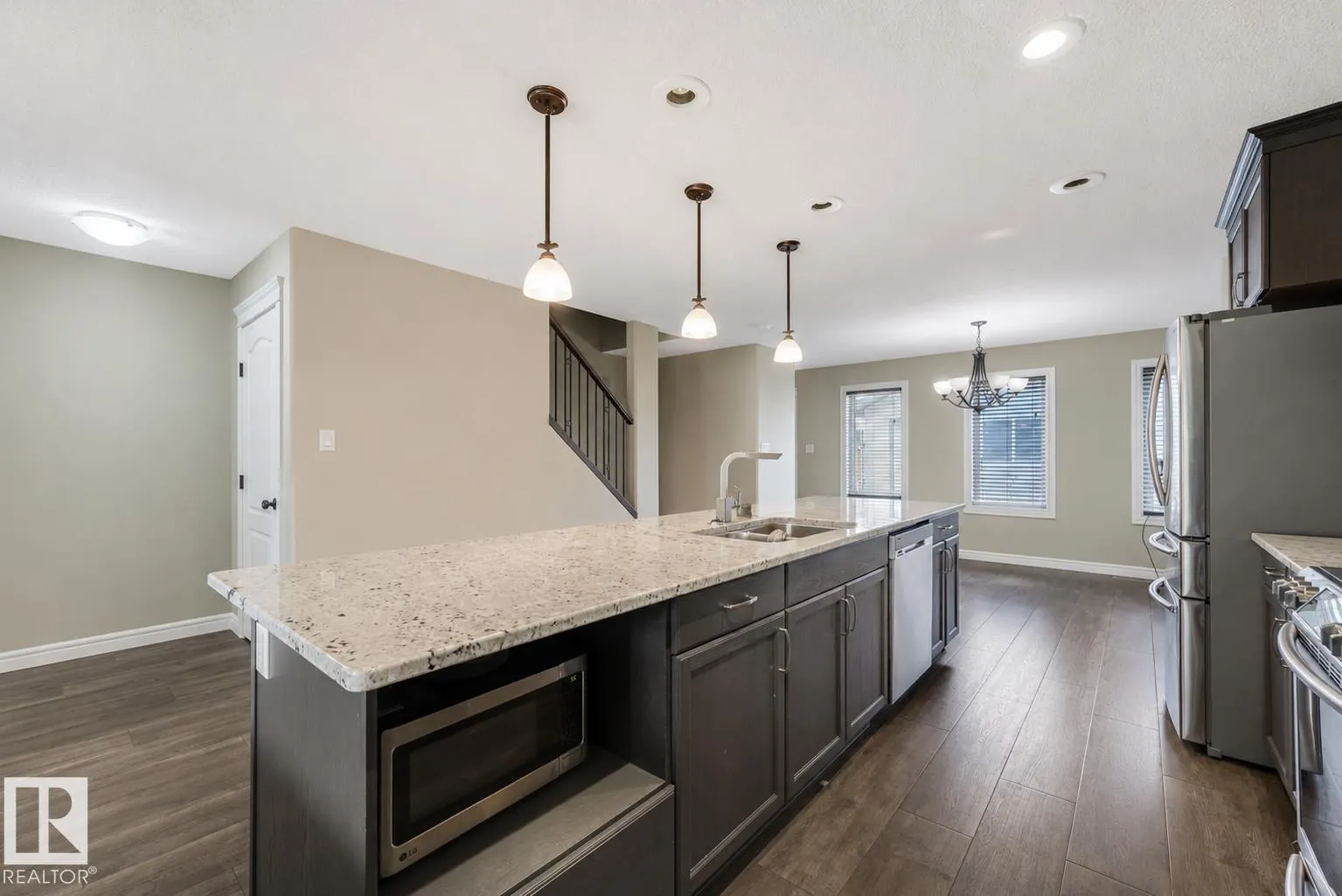 2251 CASEY Crescent