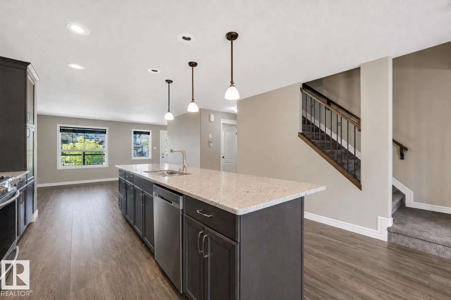 2251 CASEY Crescent
