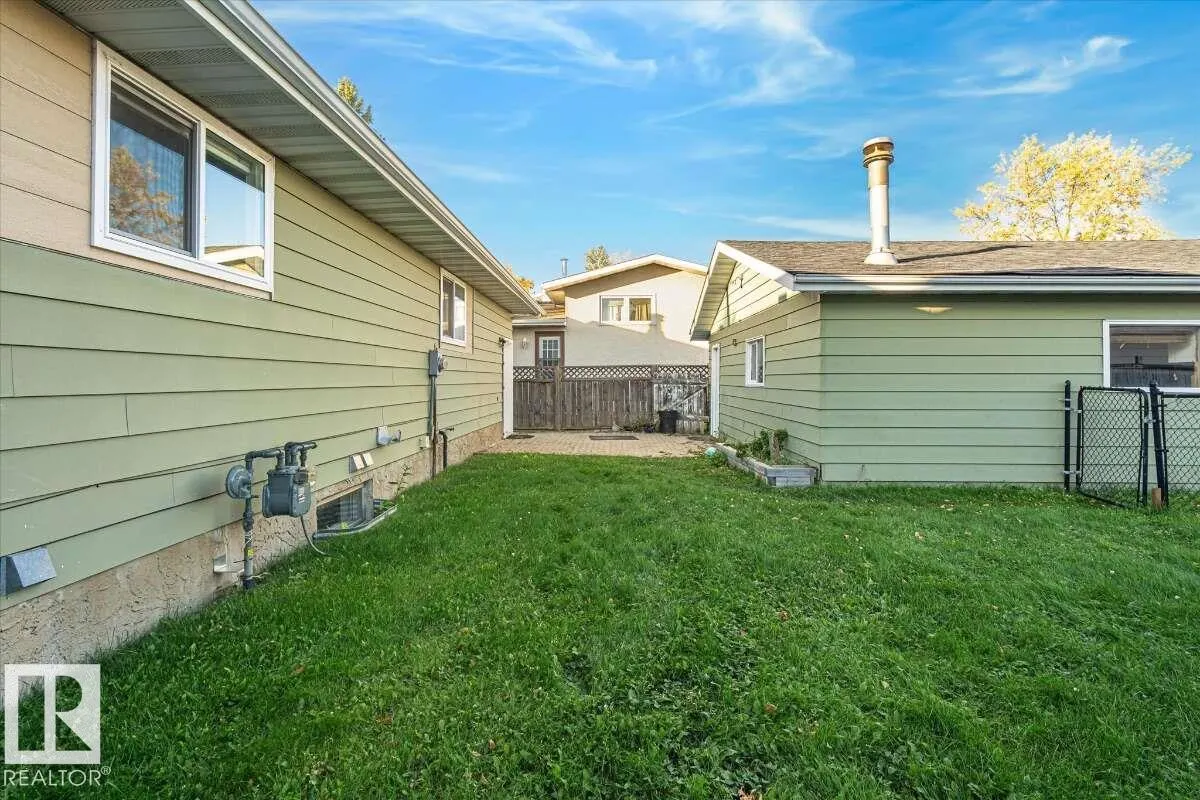 75 MOHAWK Crescent