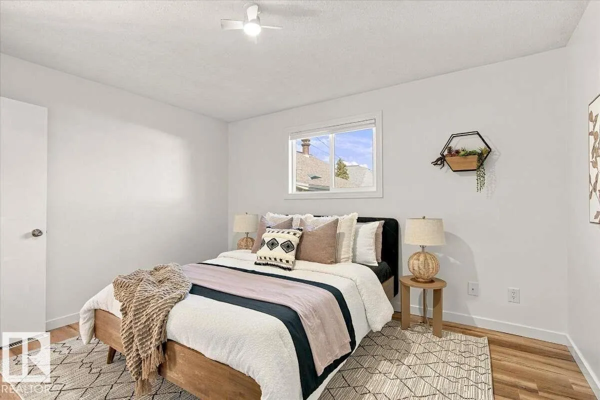 75 MOHAWK Crescent
