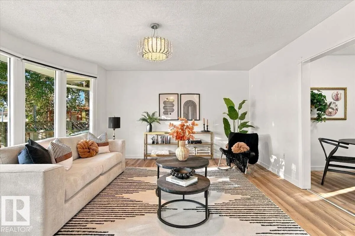 75 MOHAWK Crescent