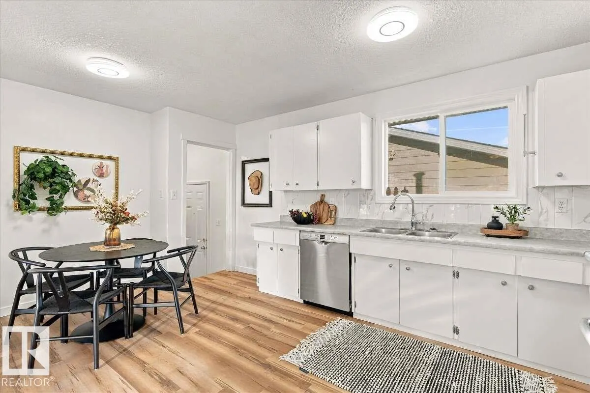 75 MOHAWK Crescent