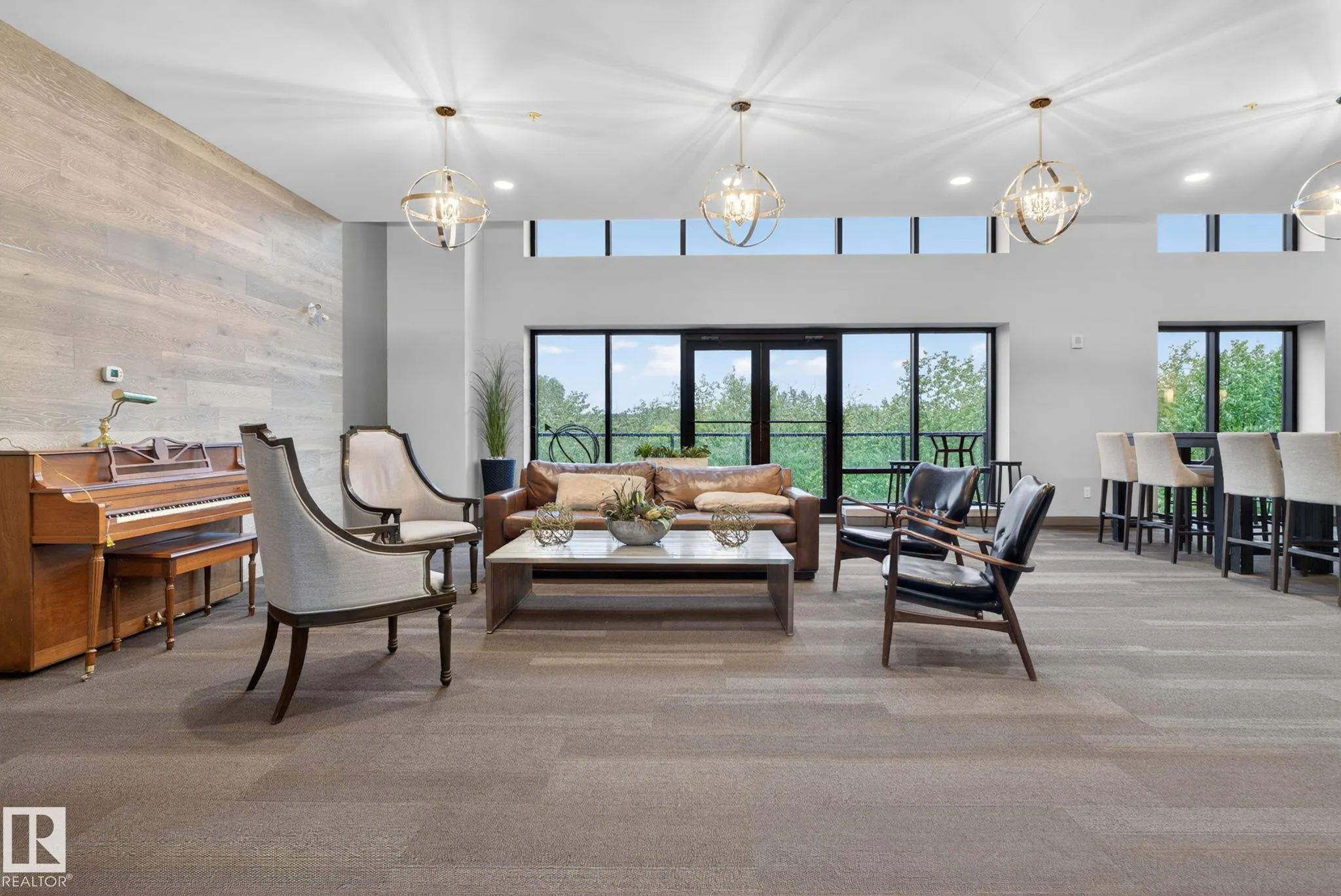 200 BELLEROSE Drive