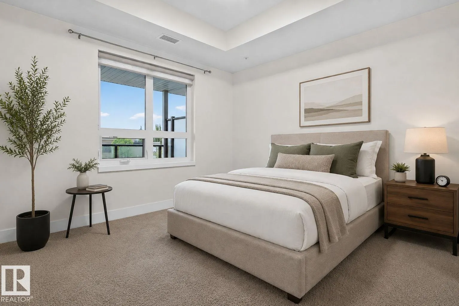 200 BELLEROSE Drive