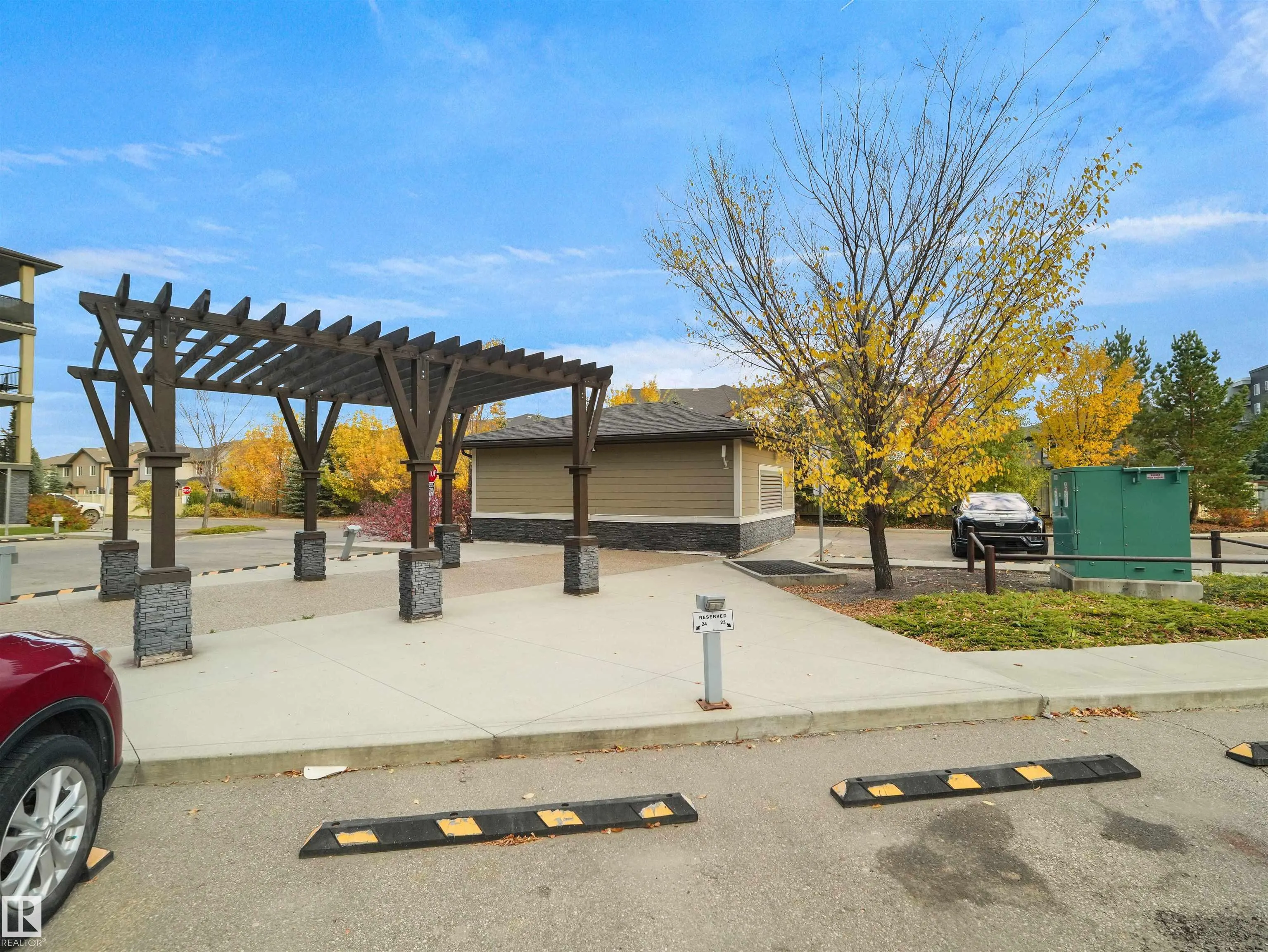 3315 JAMES MOWATT Trail