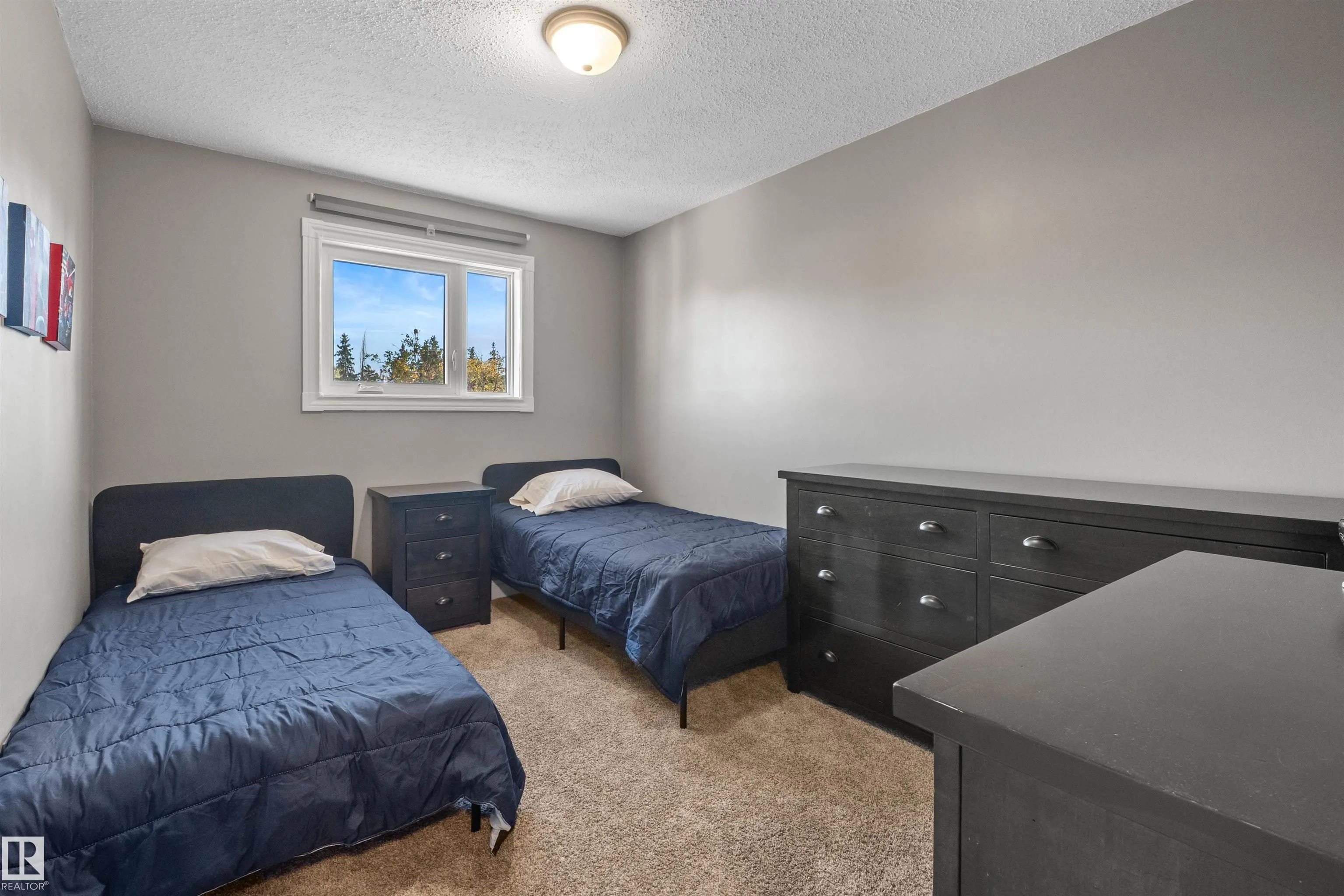 17 DONLEVY Place
