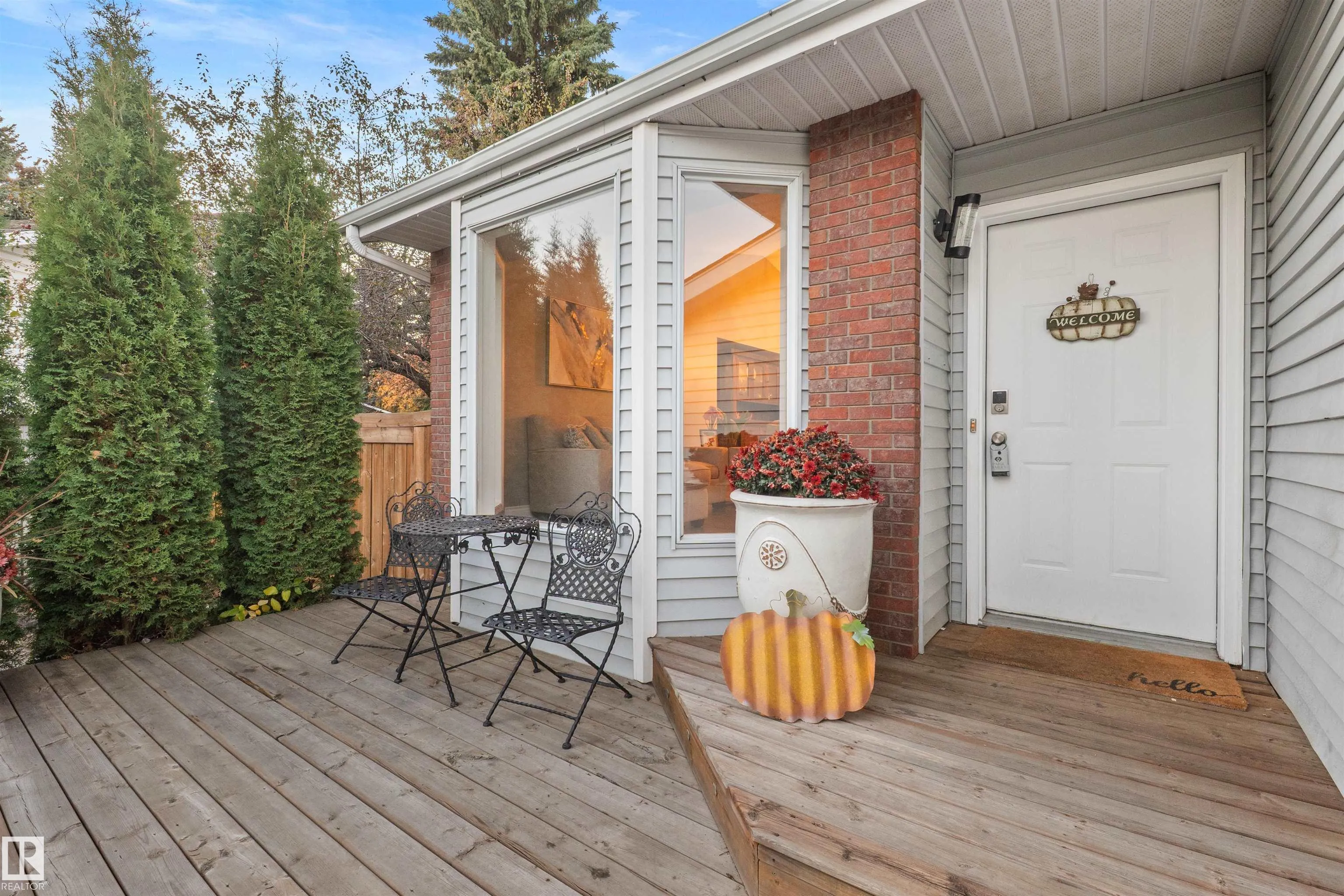 17 DONLEVY Place