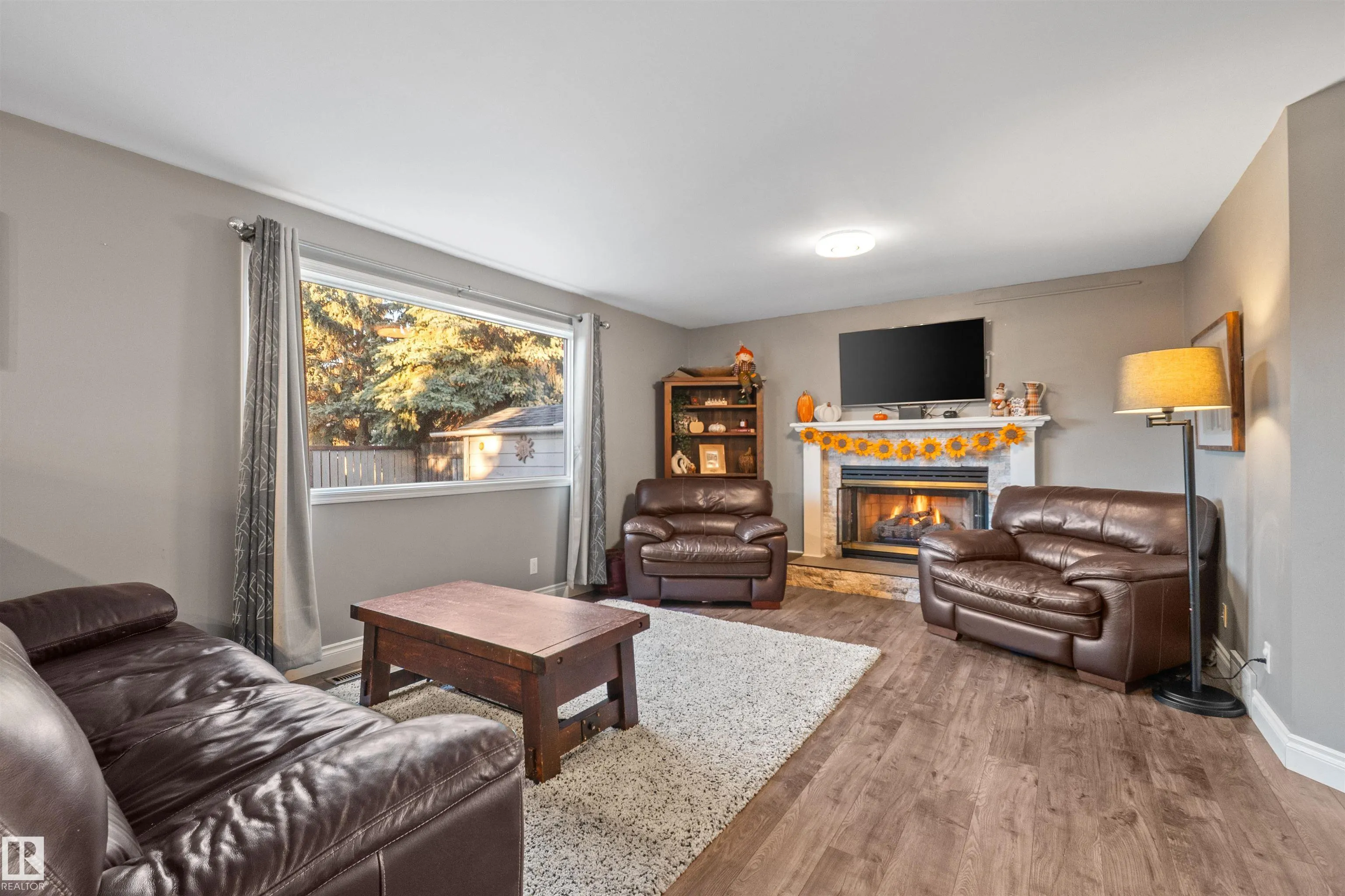 17 DONLEVY Place