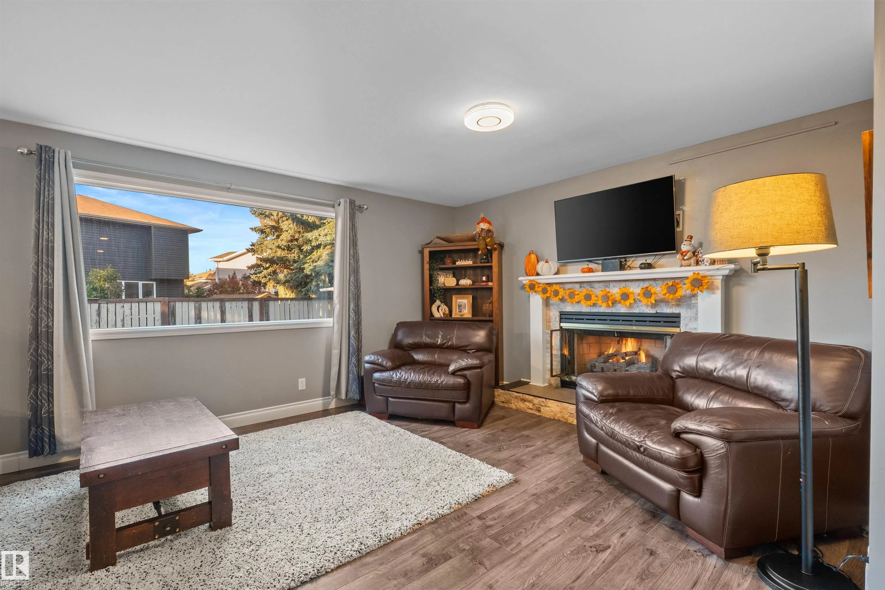 17 DONLEVY Place