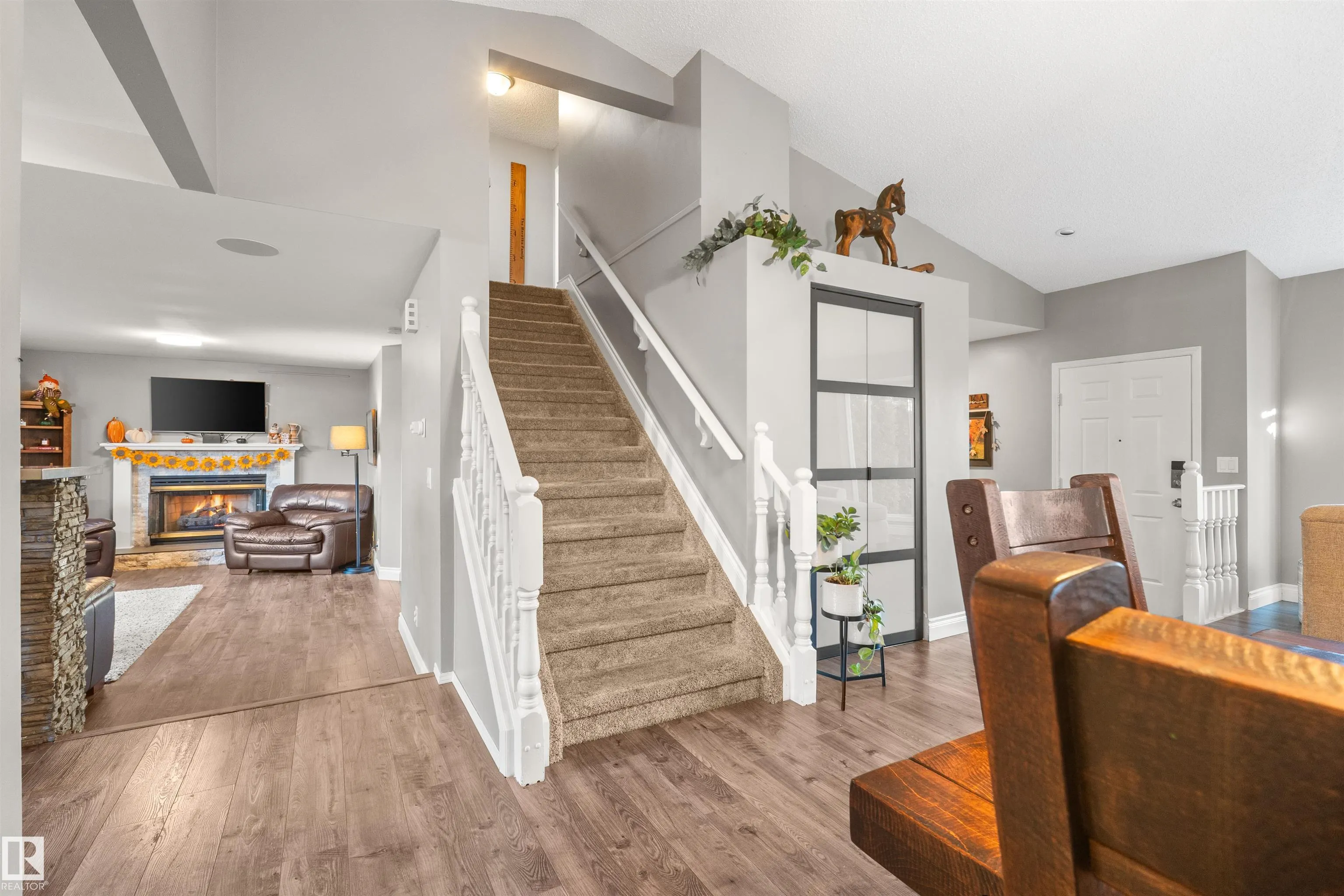 17 DONLEVY Place