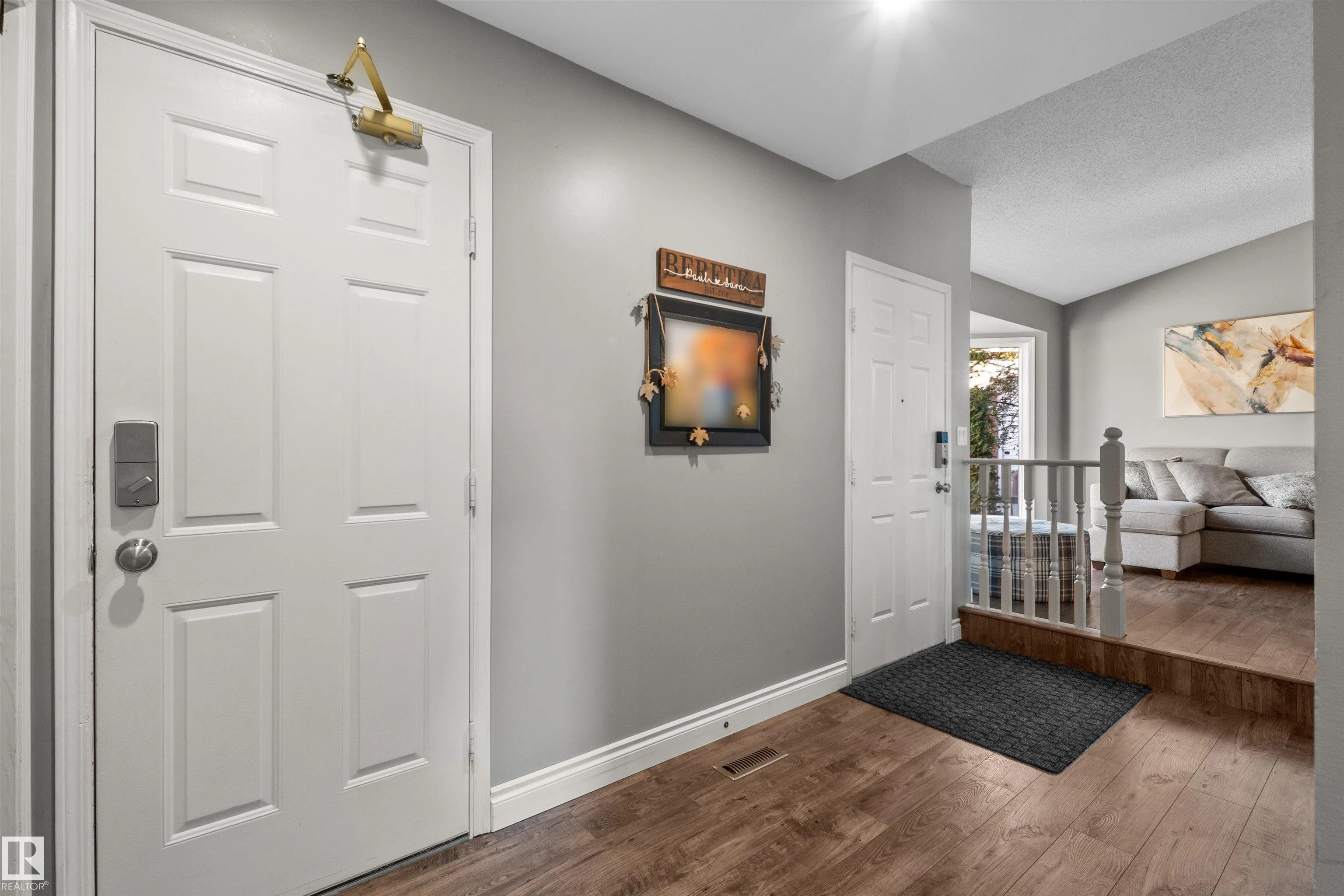 17 DONLEVY Place