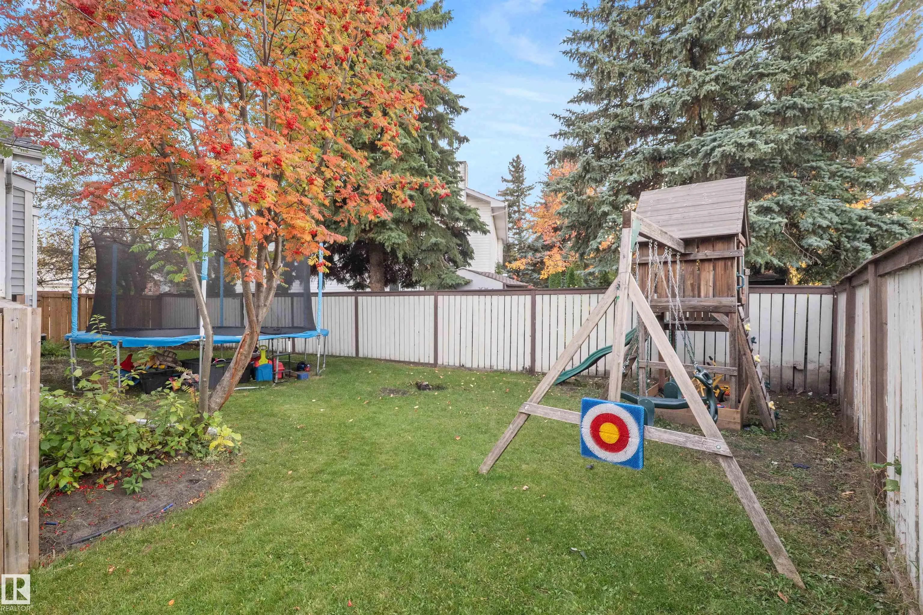 17 DONLEVY Place