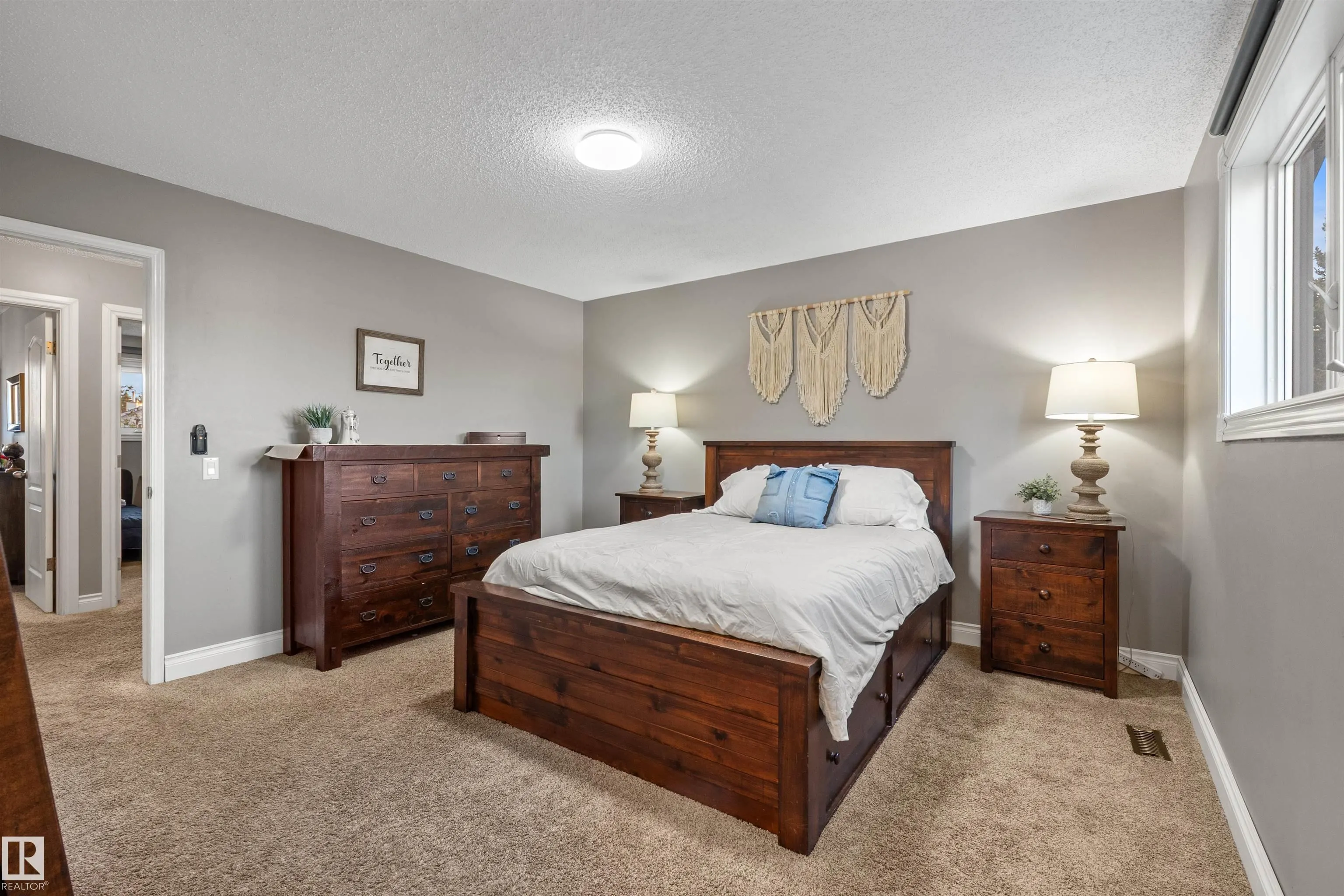 17 DONLEVY Place
