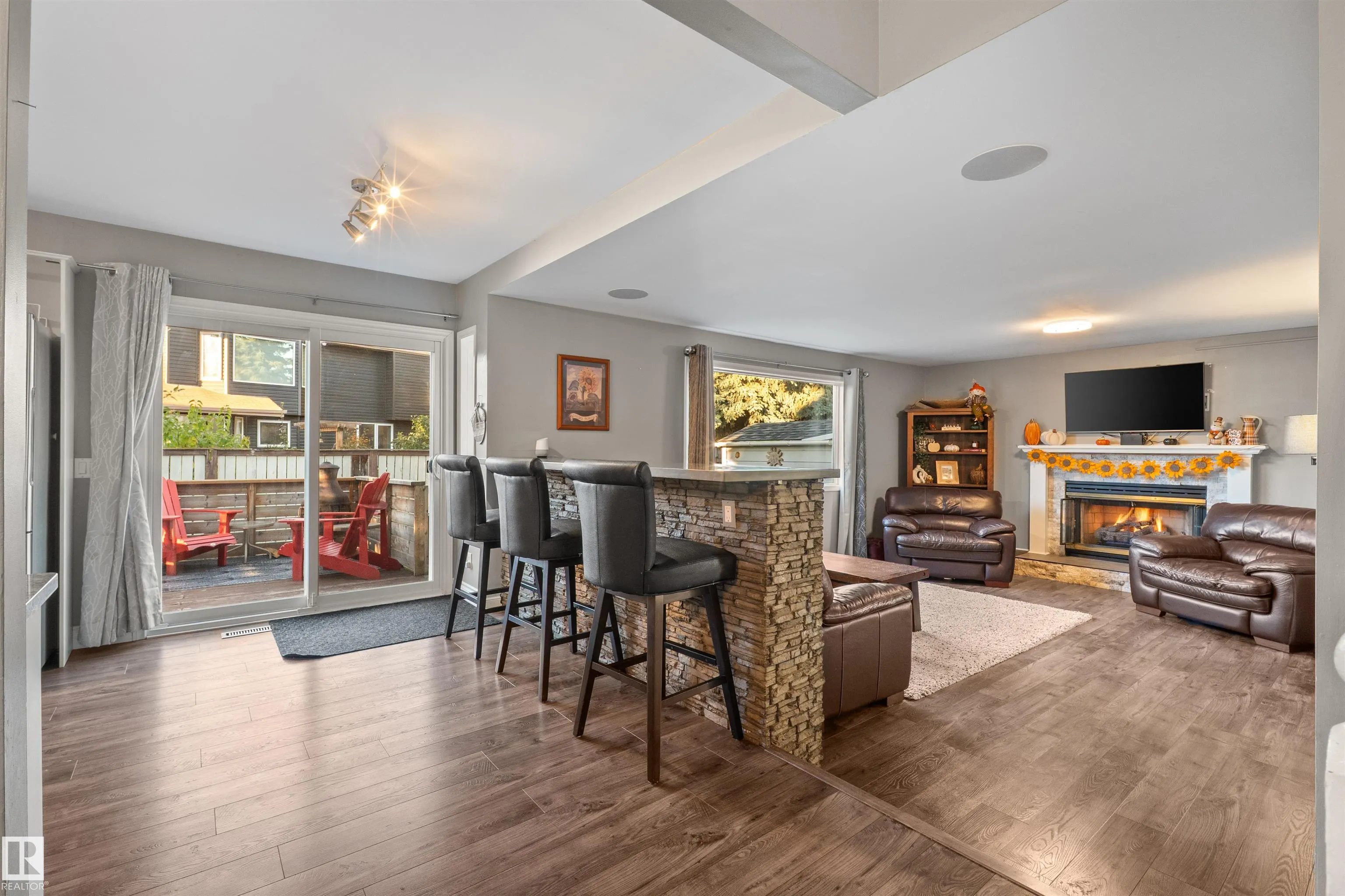 17 DONLEVY Place