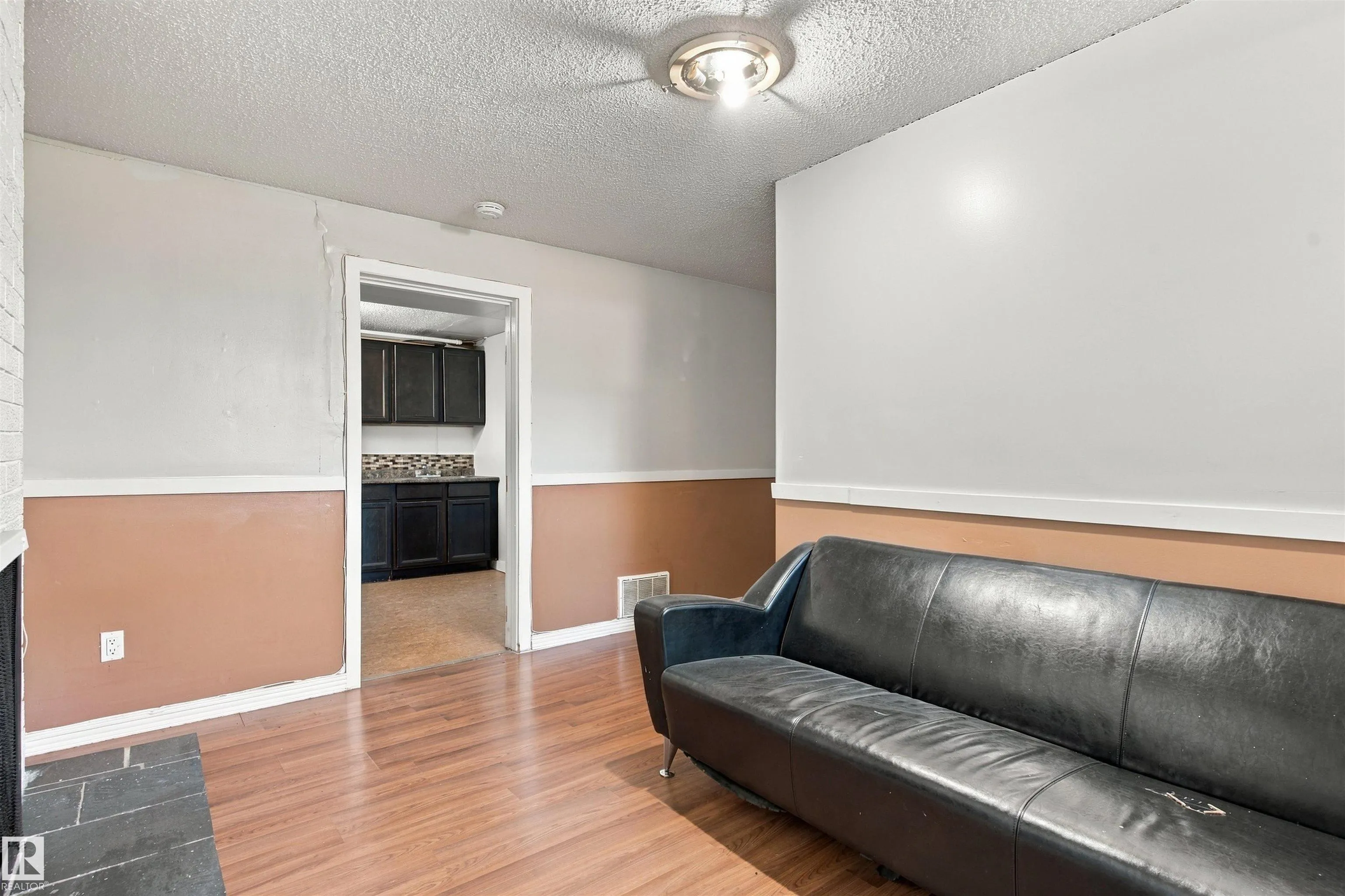 12303 115 Avenue