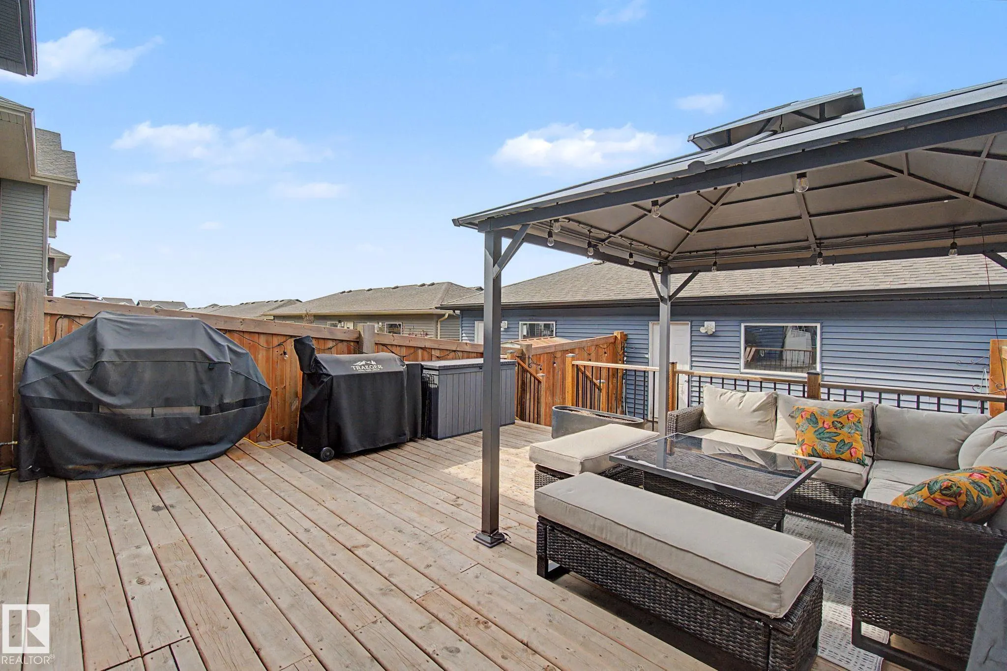 385 ORCHARDS Boulevard