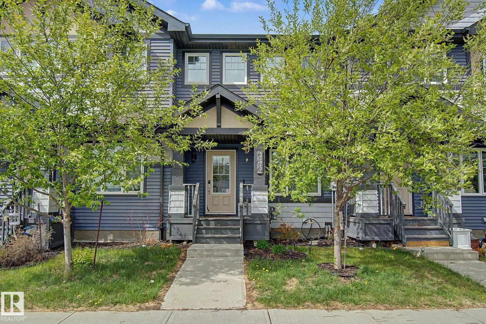 385 ORCHARDS Boulevard