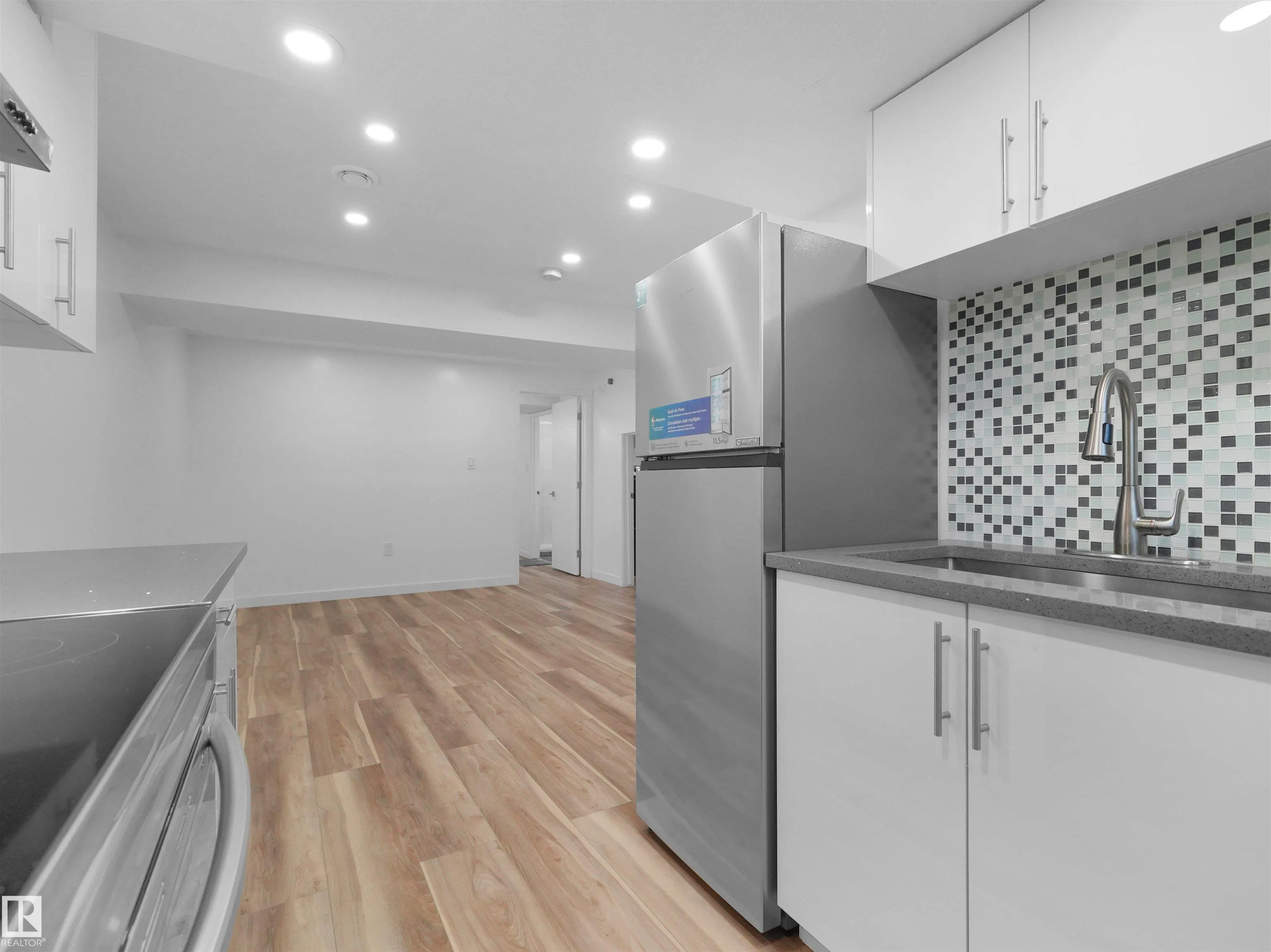 2845 ANTON Wynd