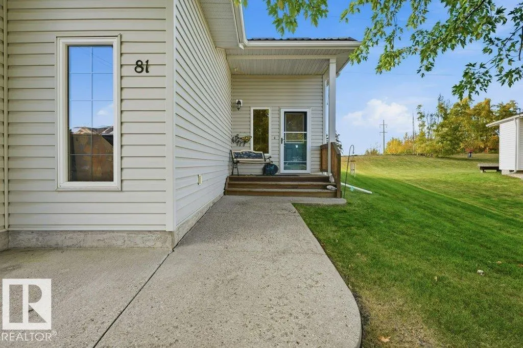 81 GRAYRIDGE Crescent