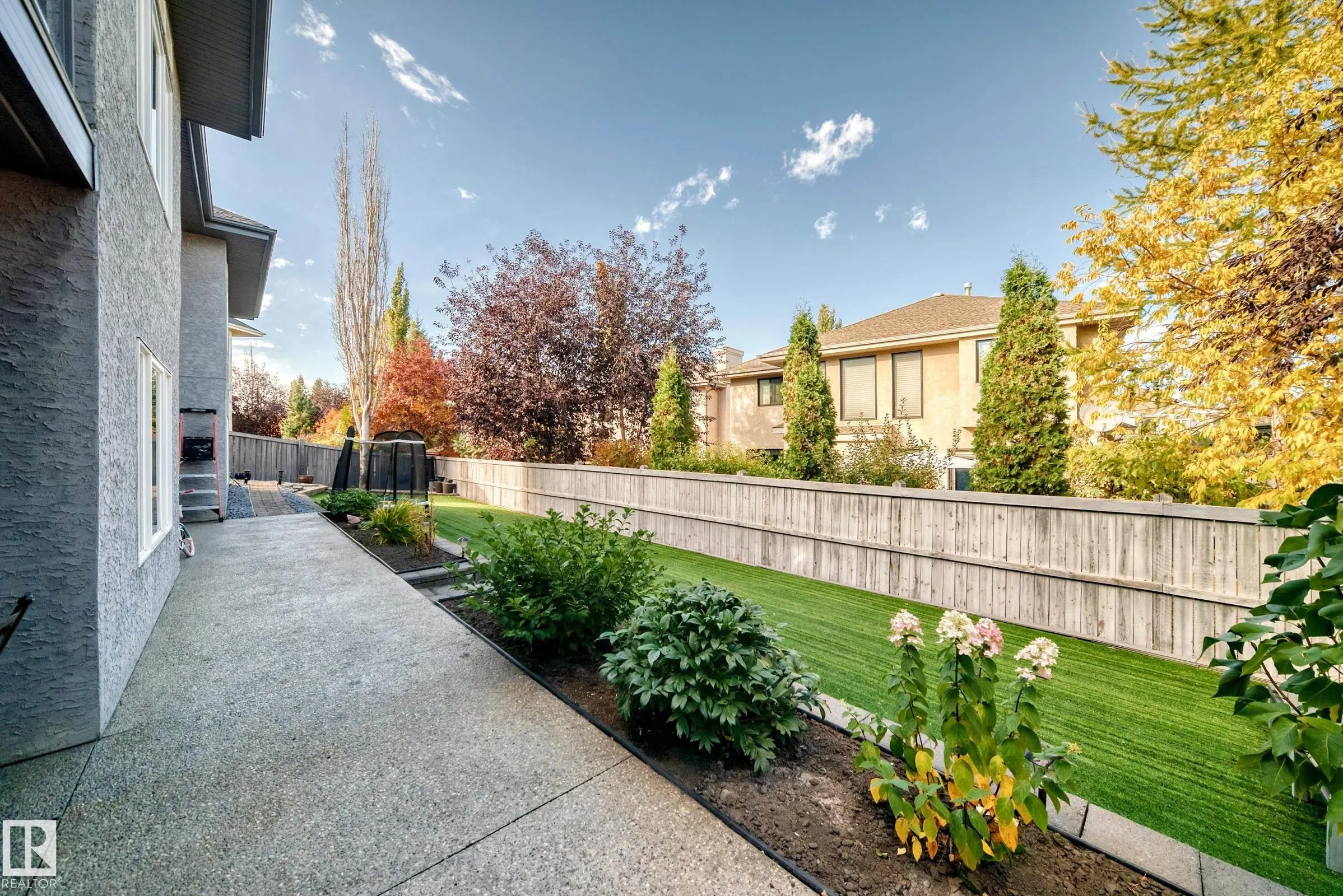 2412 TEGLER GREEN