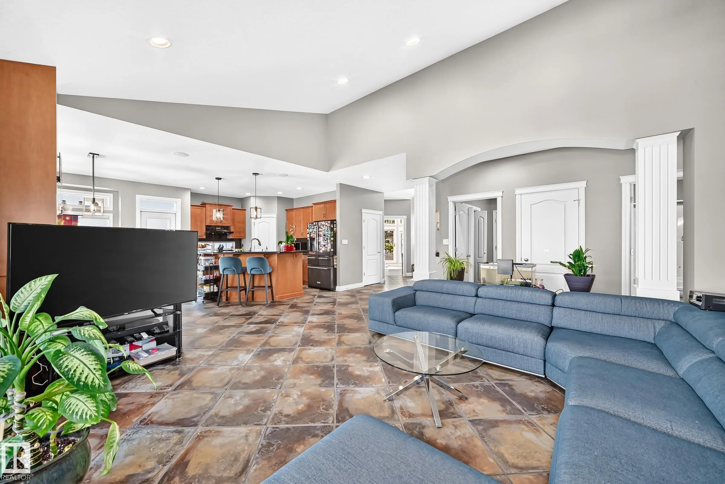2412 TEGLER GREEN