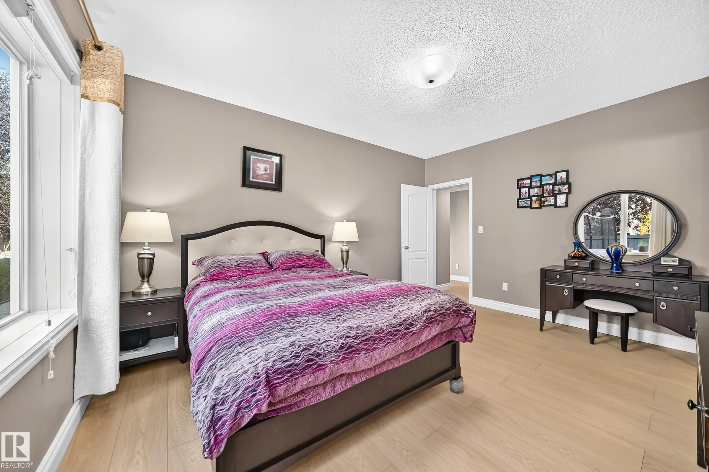 2412 TEGLER GREEN