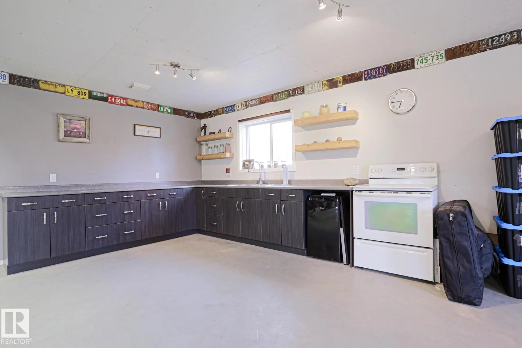 23237 TWP RD 490