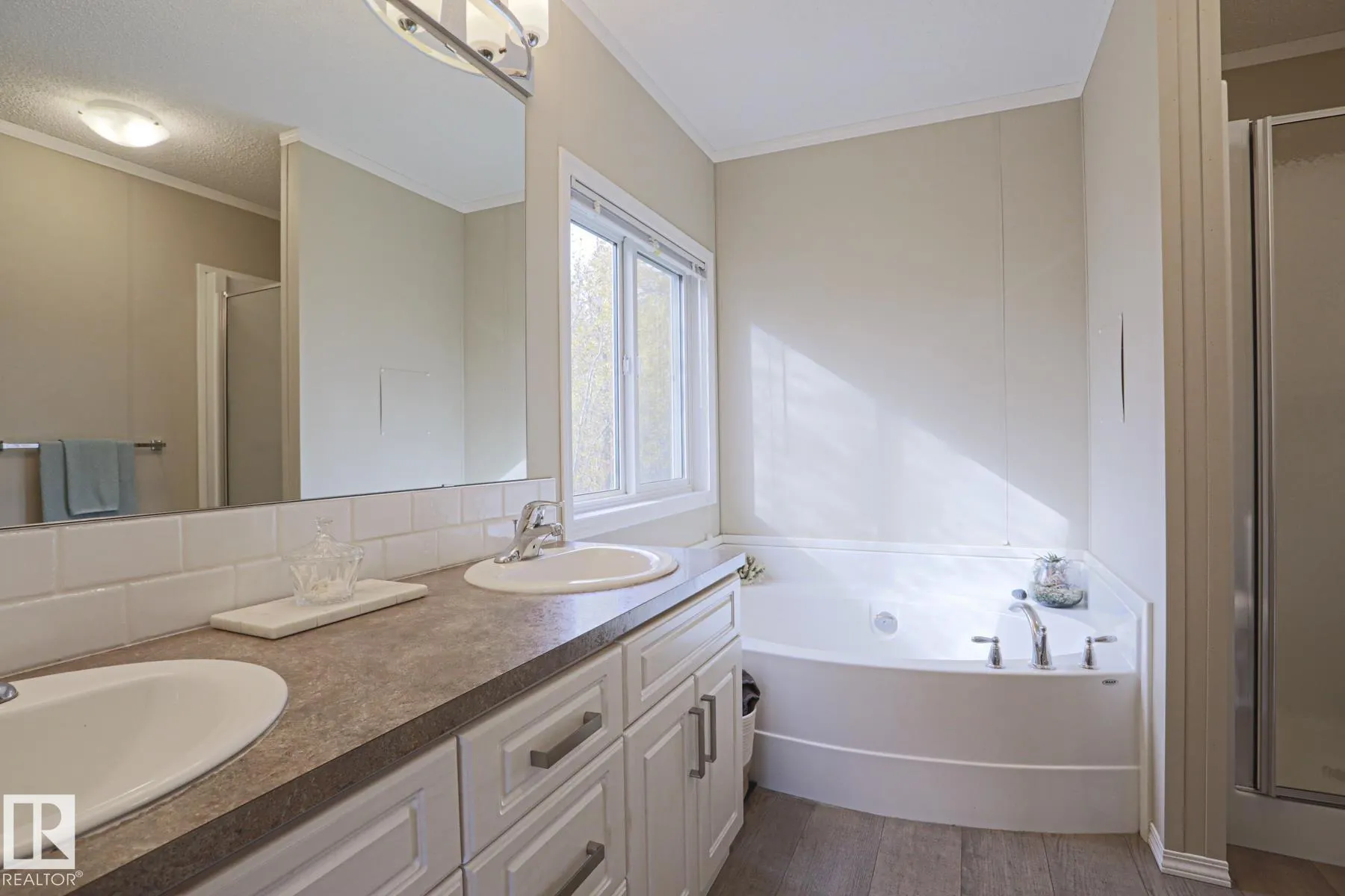 23237 TWP RD 490