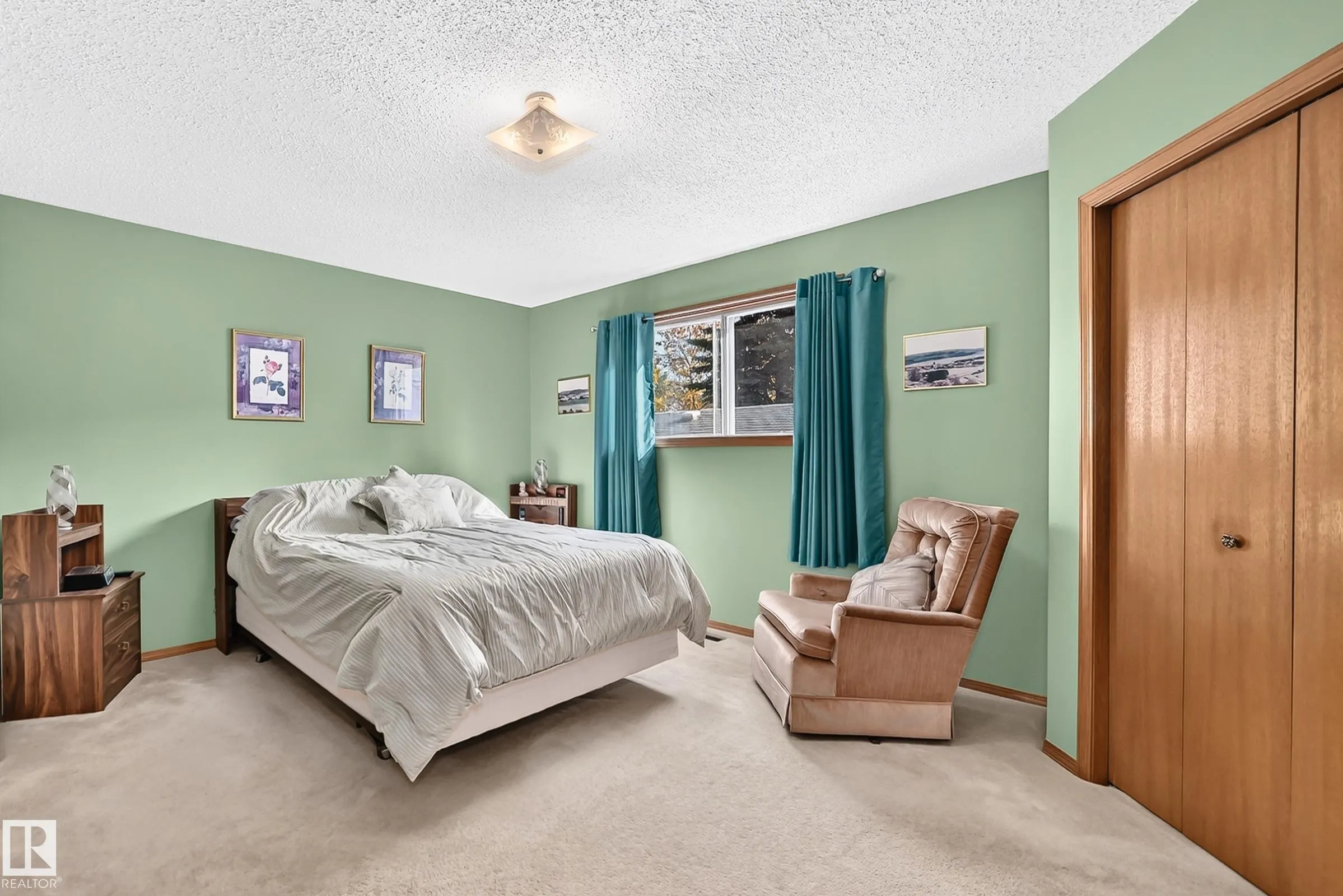 47 DEERBOURNE Drive