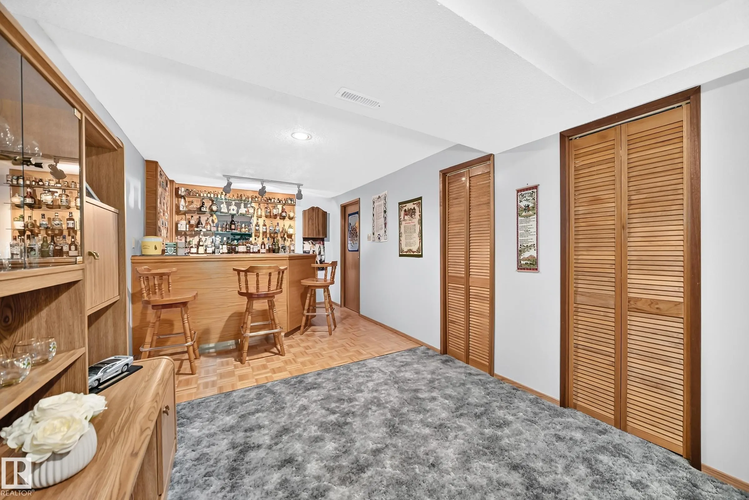 47 DEERBOURNE Drive