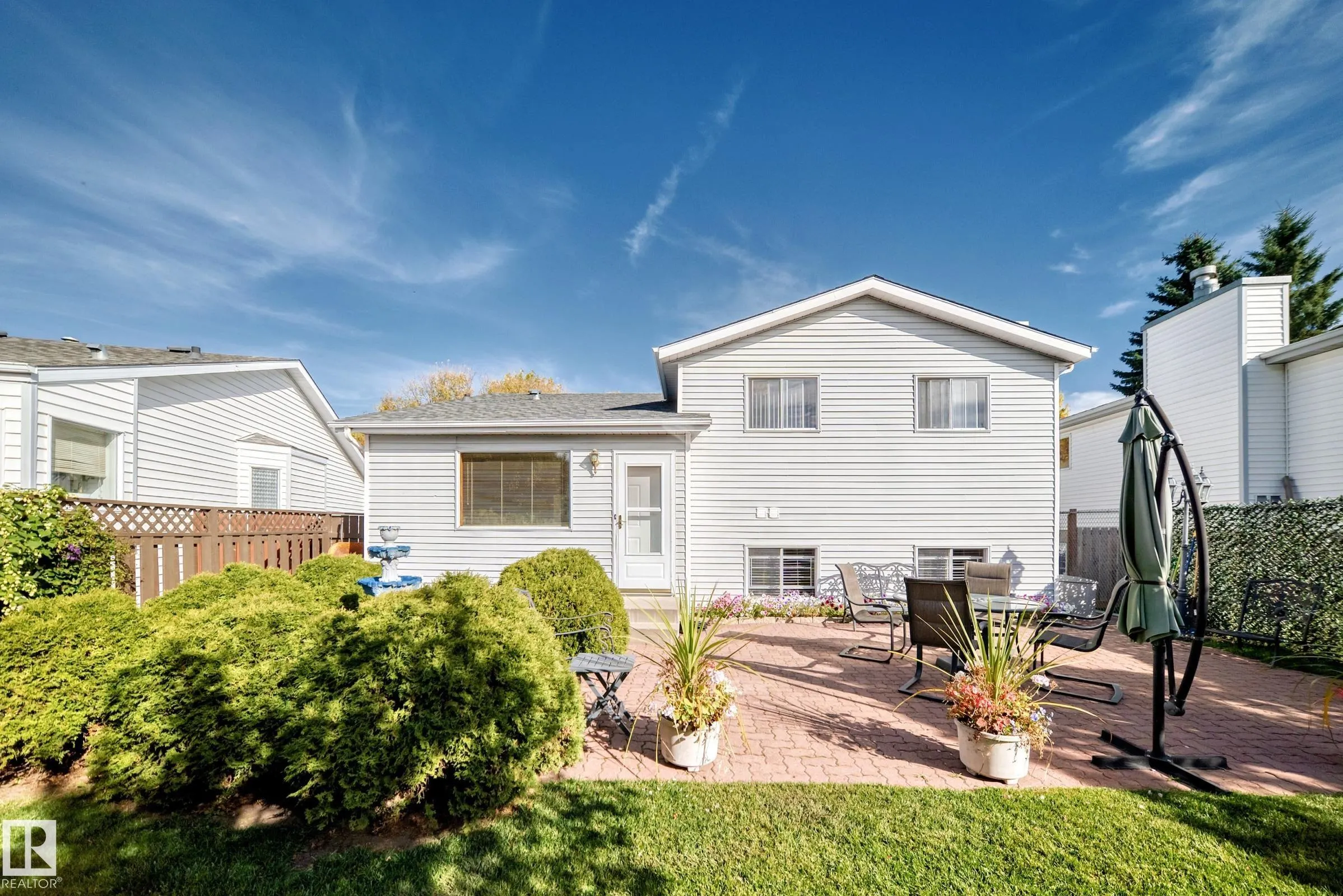 47 DEERBOURNE Drive