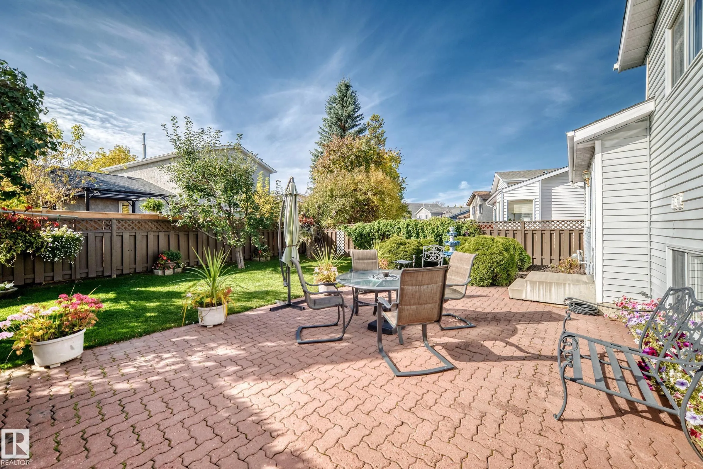 47 DEERBOURNE Drive