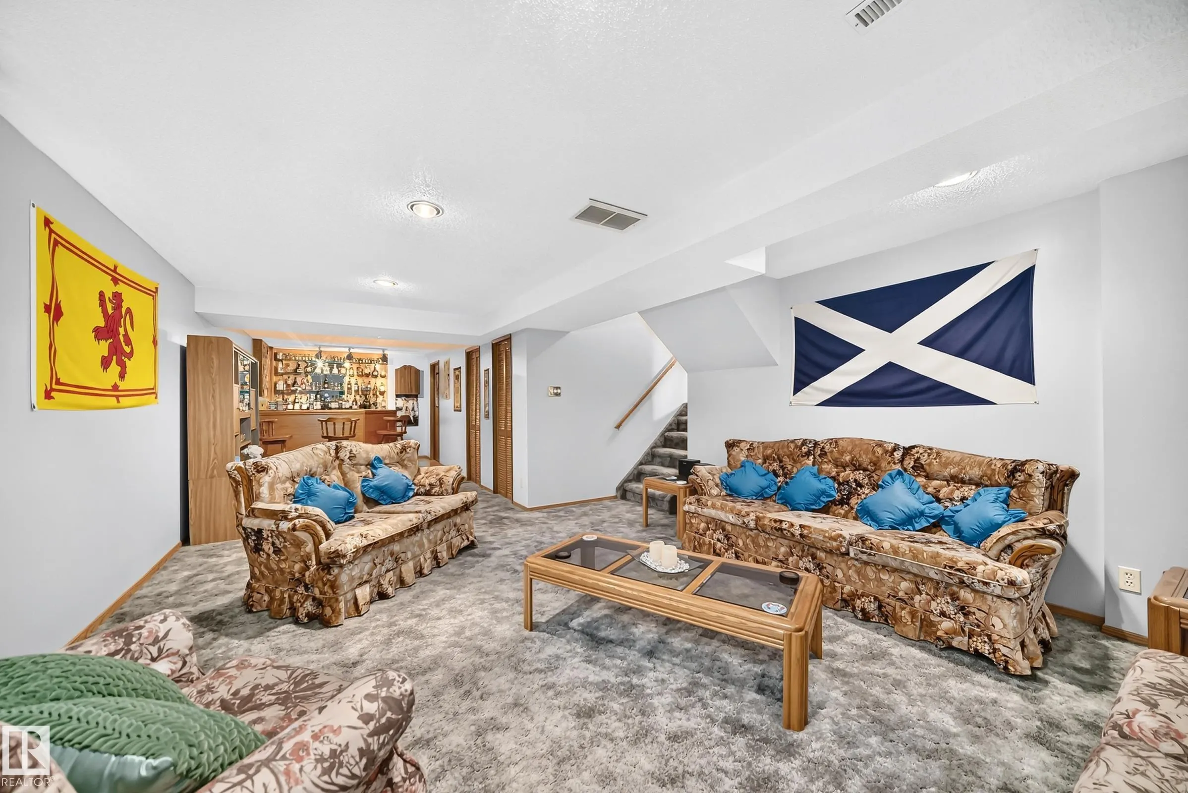 47 DEERBOURNE Drive