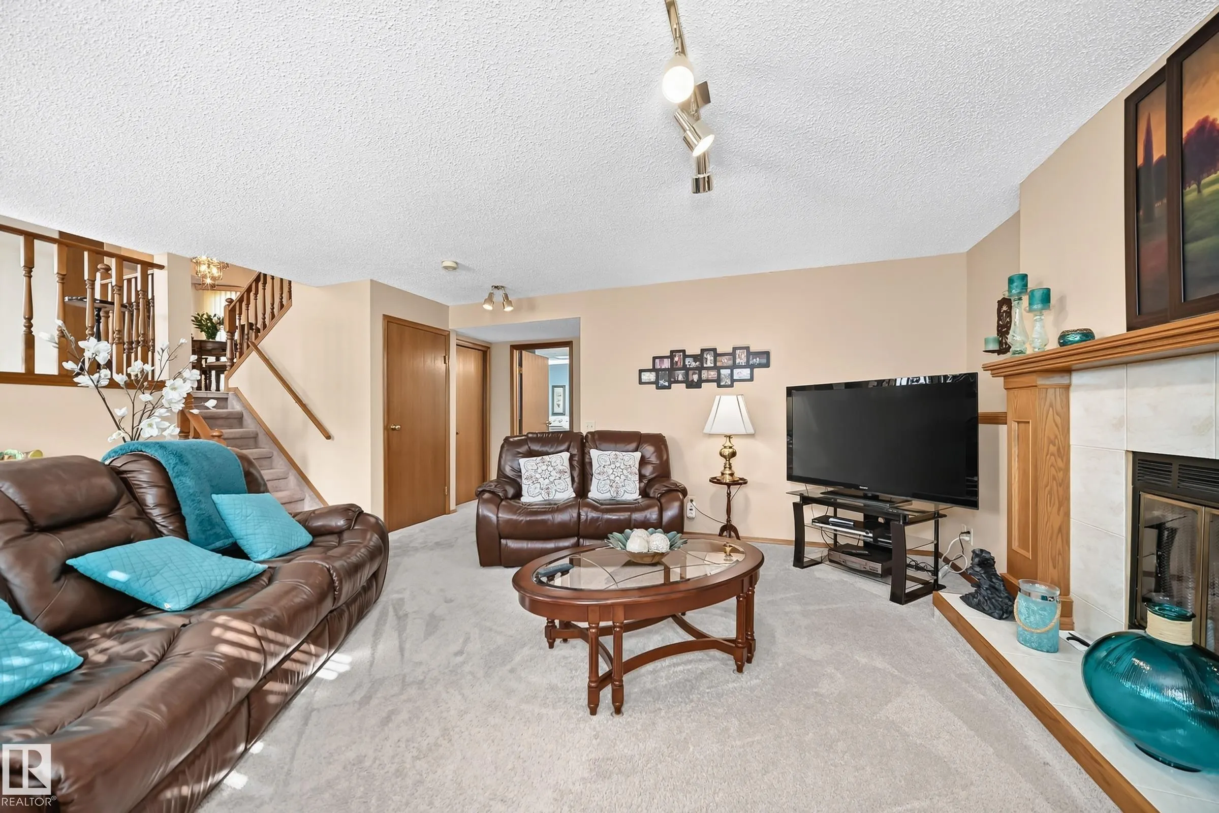 47 DEERBOURNE Drive